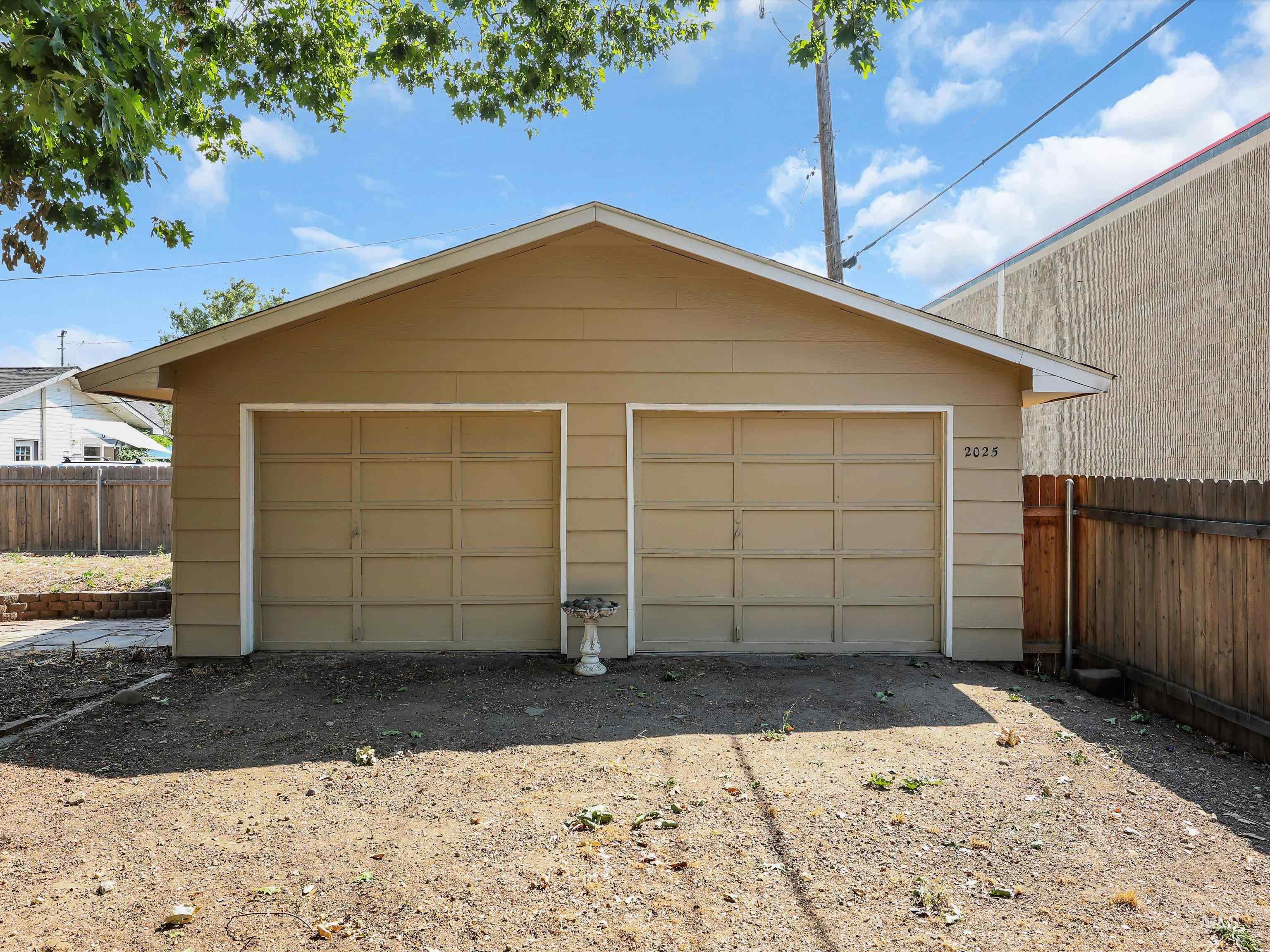 2025 S Longmont Ave., Boise, Idaho 83706, 4 Bedrooms, 2 Bathrooms, Residential For Sale, Price $550,900, 98999091