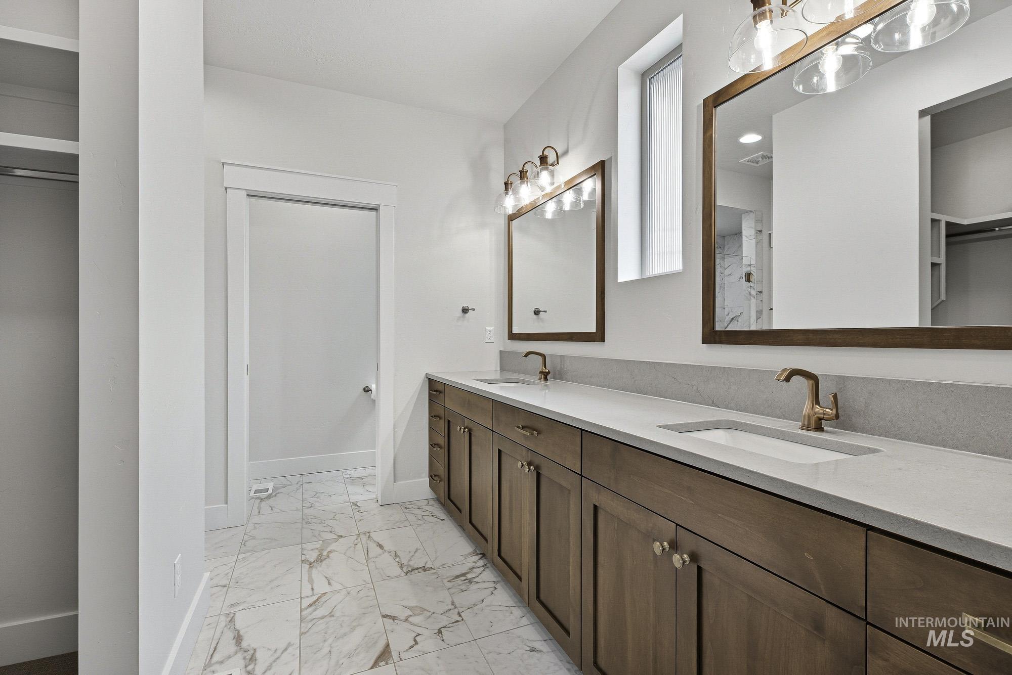2544 E Zemo Ln, Meridian, Idaho 83642, 3 Bedrooms, 2.5 Bathrooms, Residential For Sale, Price $571,900, 98999100