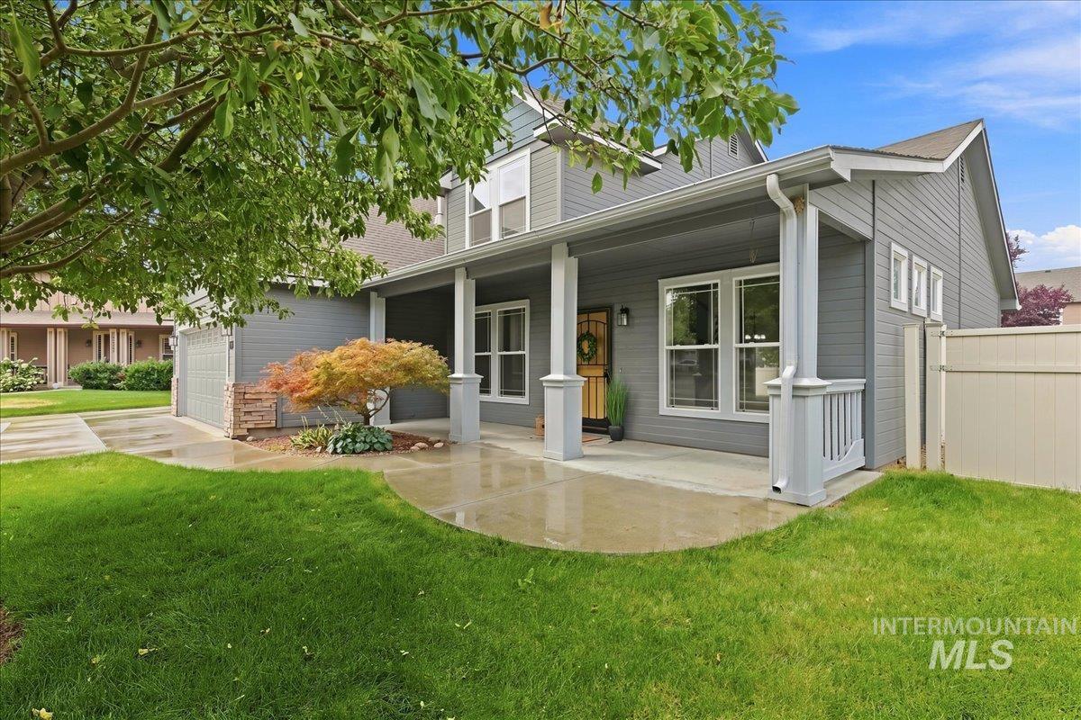 3765 S Naples, Meridian, Idaho 83642, 4 Bedrooms, 2.5 Bathrooms, Residential For Sale, Price $725,000, 98999101