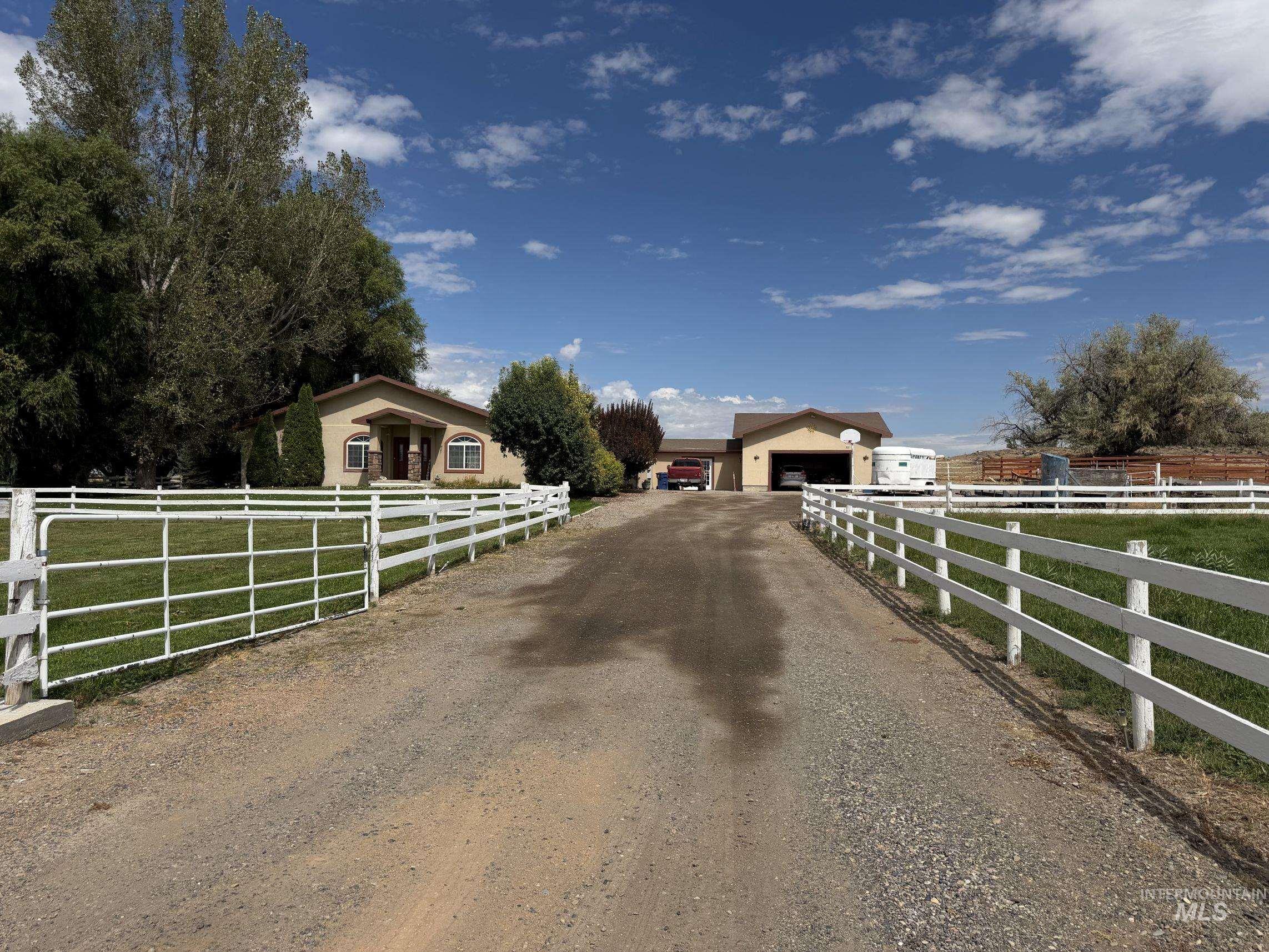114 E 275 S, Jerome, Idaho 83338, 5 Bedrooms, 2 Bathrooms, Residential For Sale, Price $479,900, 98999102