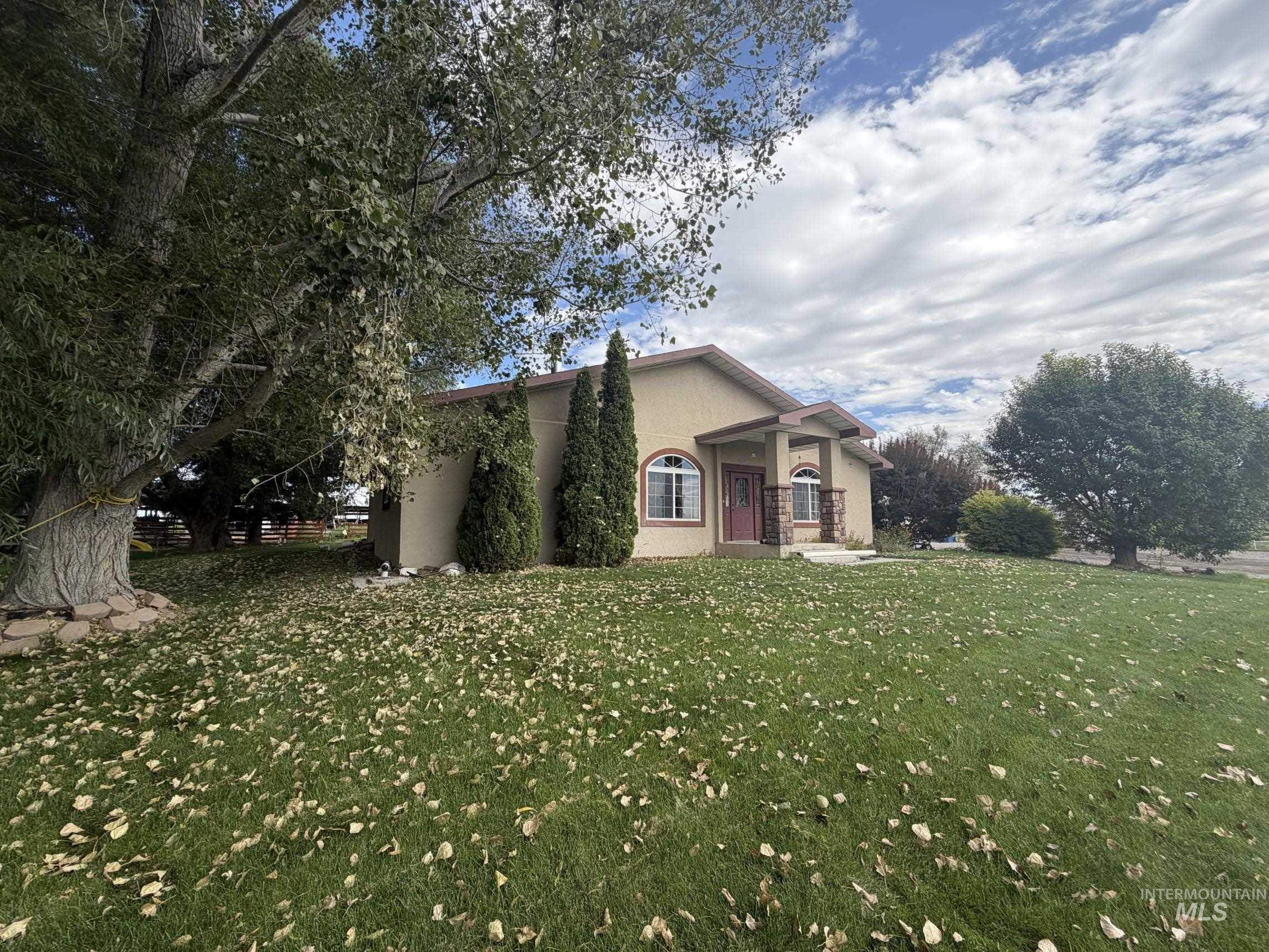114 E 275 S, Jerome, Idaho 83338, 5 Bedrooms, 2 Bathrooms, Residential For Sale, Price $479,900, 98999102