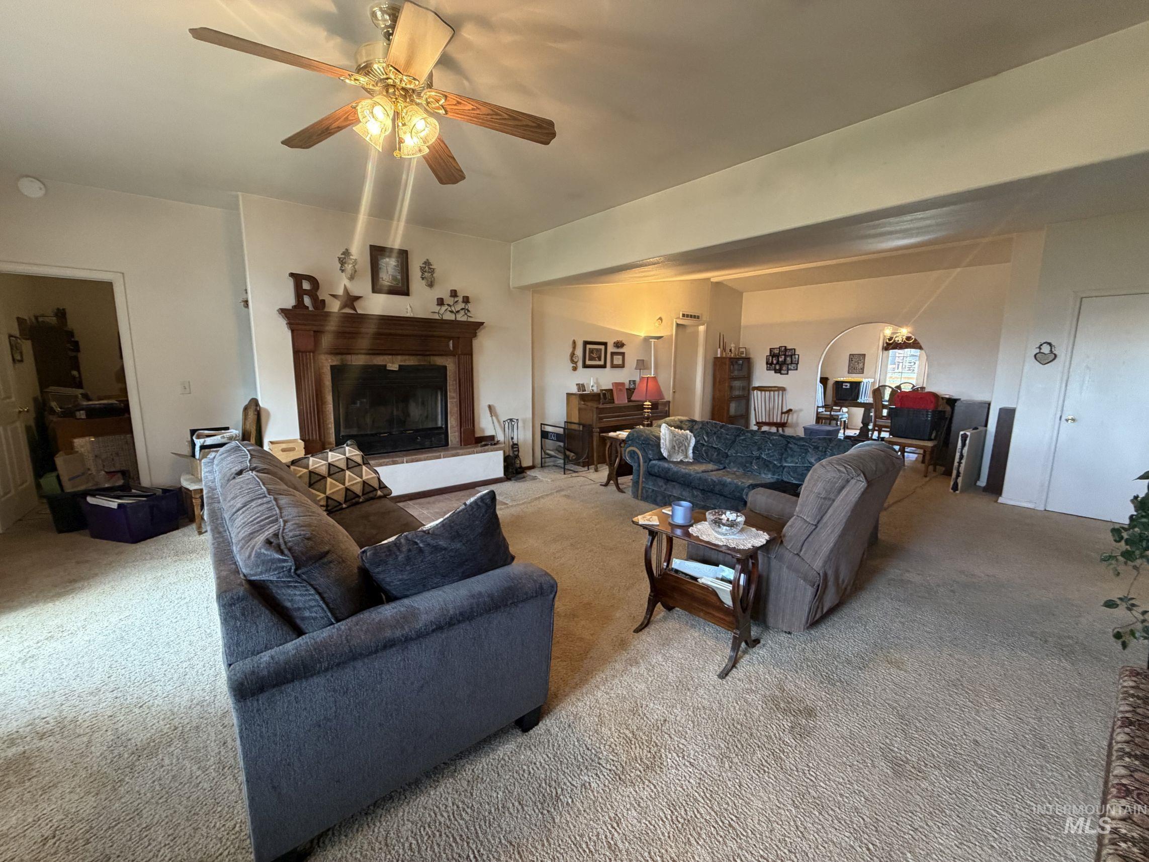 114 E 275 S, Jerome, Idaho 83338, 5 Bedrooms, 2 Bathrooms, Residential For Sale, Price $479,900, 98999102