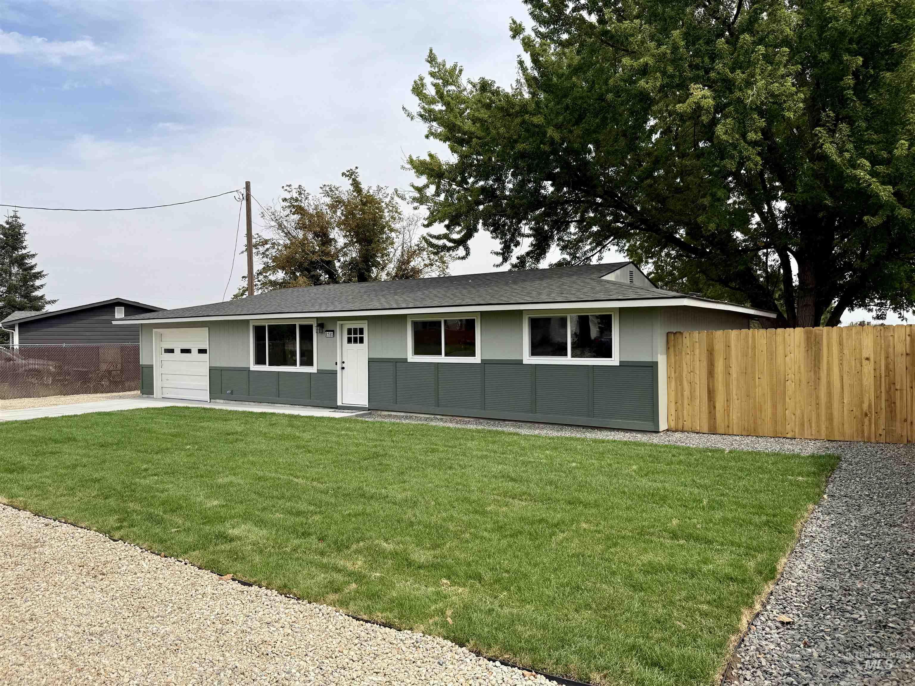 8180 N Pennsylvania, Fruitland, Idaho 83619, 3 Bedrooms, 1 Bathroom, Residential For Sale, Price $319,999,MLS 98999104