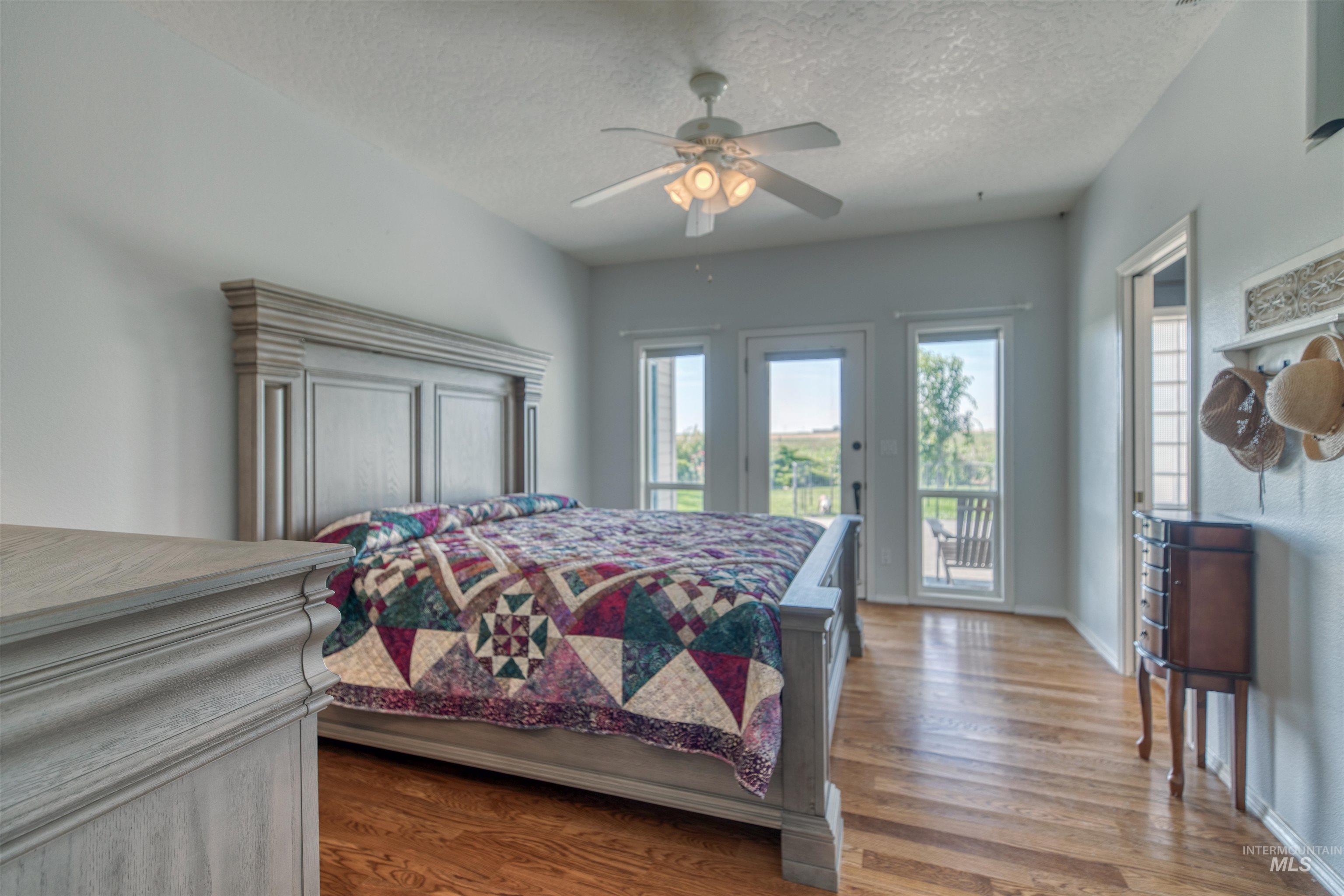 17271 Lonkey Ln, Caldwell, Idaho 83607, 3 Bedrooms, 2 Bathrooms, Residential For Sale, Price $940,000, 98999111