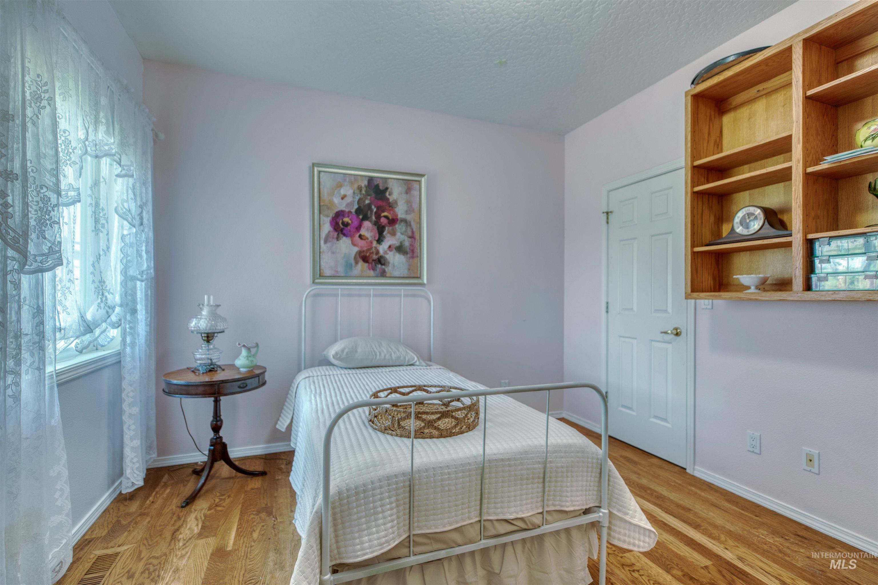 17271 Lonkey Ln, Caldwell, Idaho 83607, 3 Bedrooms, 2 Bathrooms, Residential For Sale, Price $940,000, 98999111