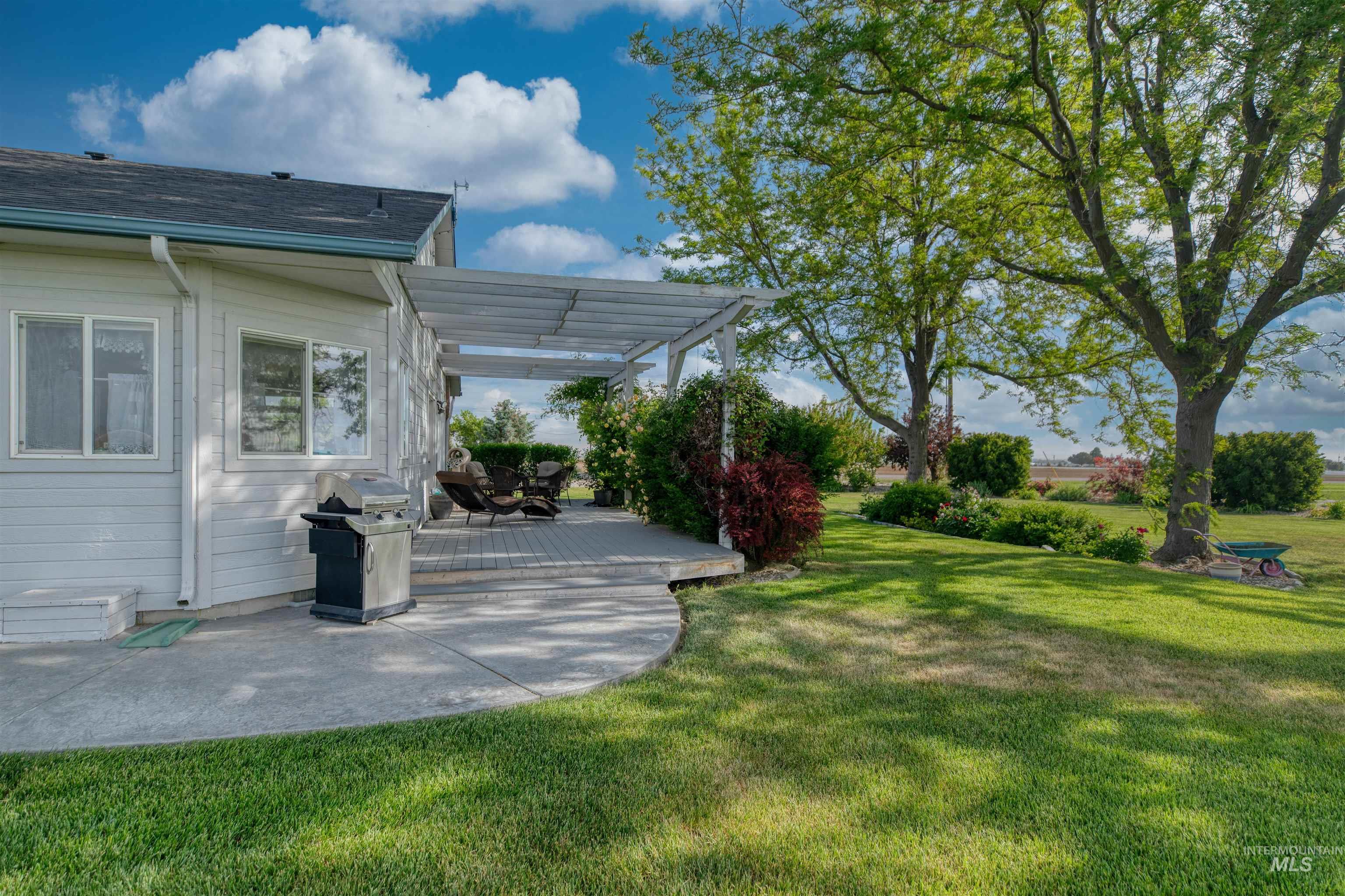 17271 Lonkey Ln, Caldwell, Idaho 83607, 3 Bedrooms, 2 Bathrooms, Residential For Sale, Price $940,000, 98999111