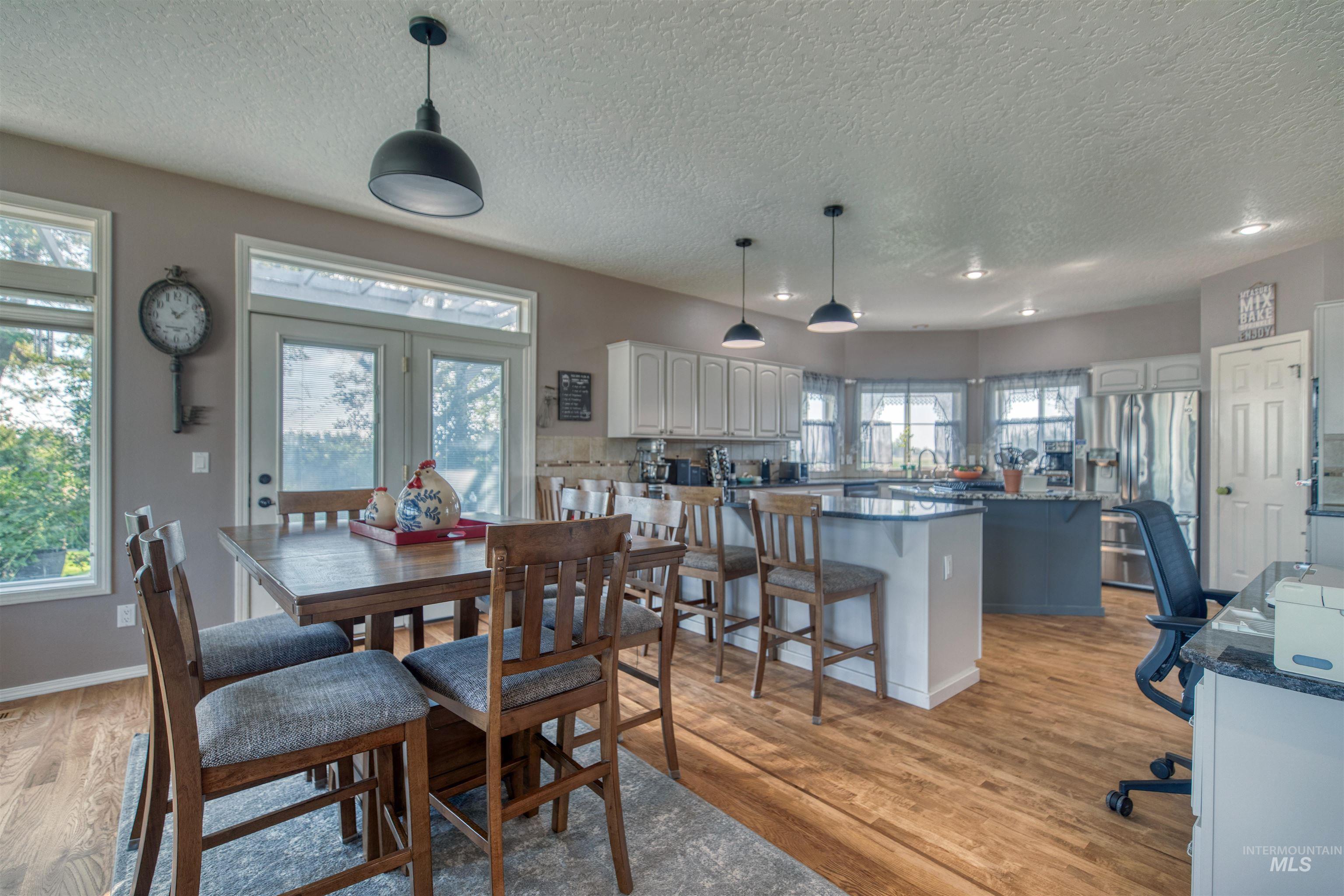 17271 Lonkey Ln, Caldwell, Idaho 83607, 3 Bedrooms, 2 Bathrooms, Residential For Sale, Price $940,000, 98999111