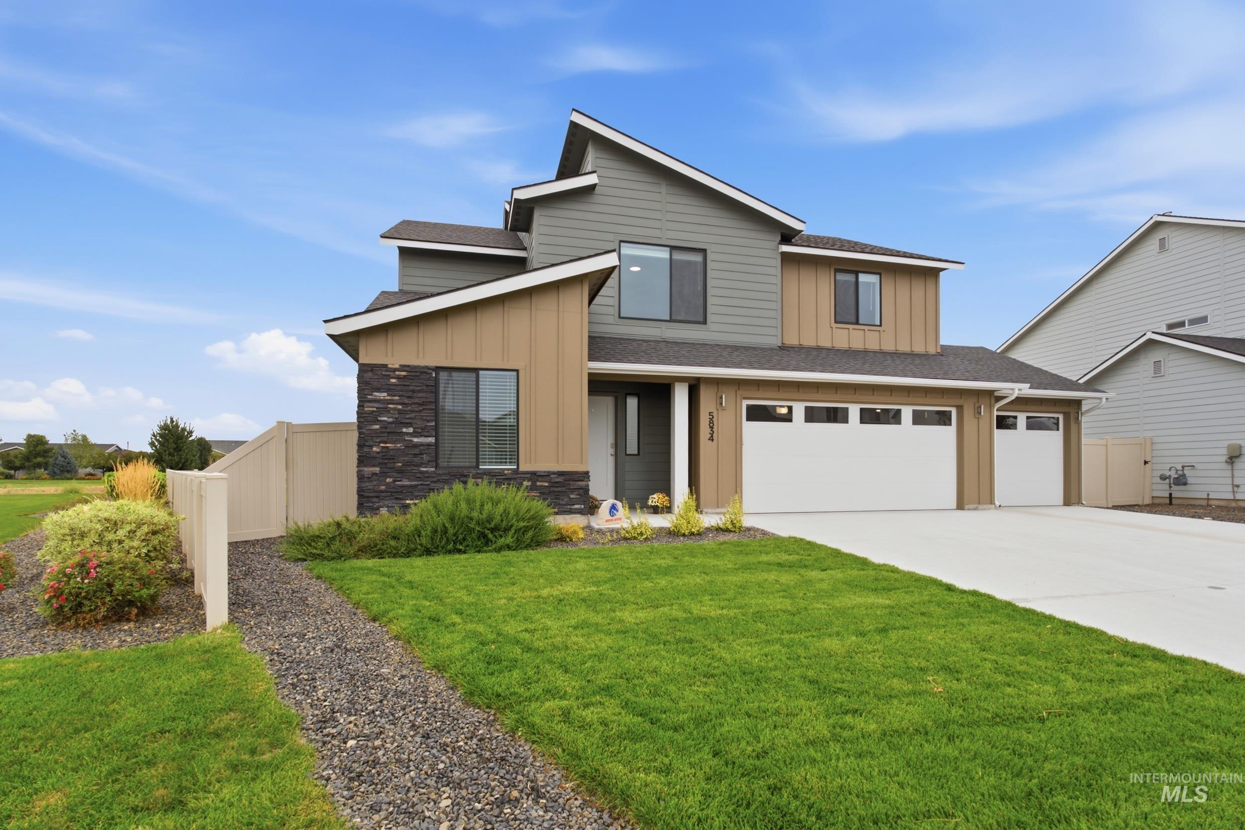 5834 W Aegean Dr, Meridian, Idaho 83646, 4 Bedrooms, 2.5 Bathrooms, Residential For Sale, Price $548,000, 98999112