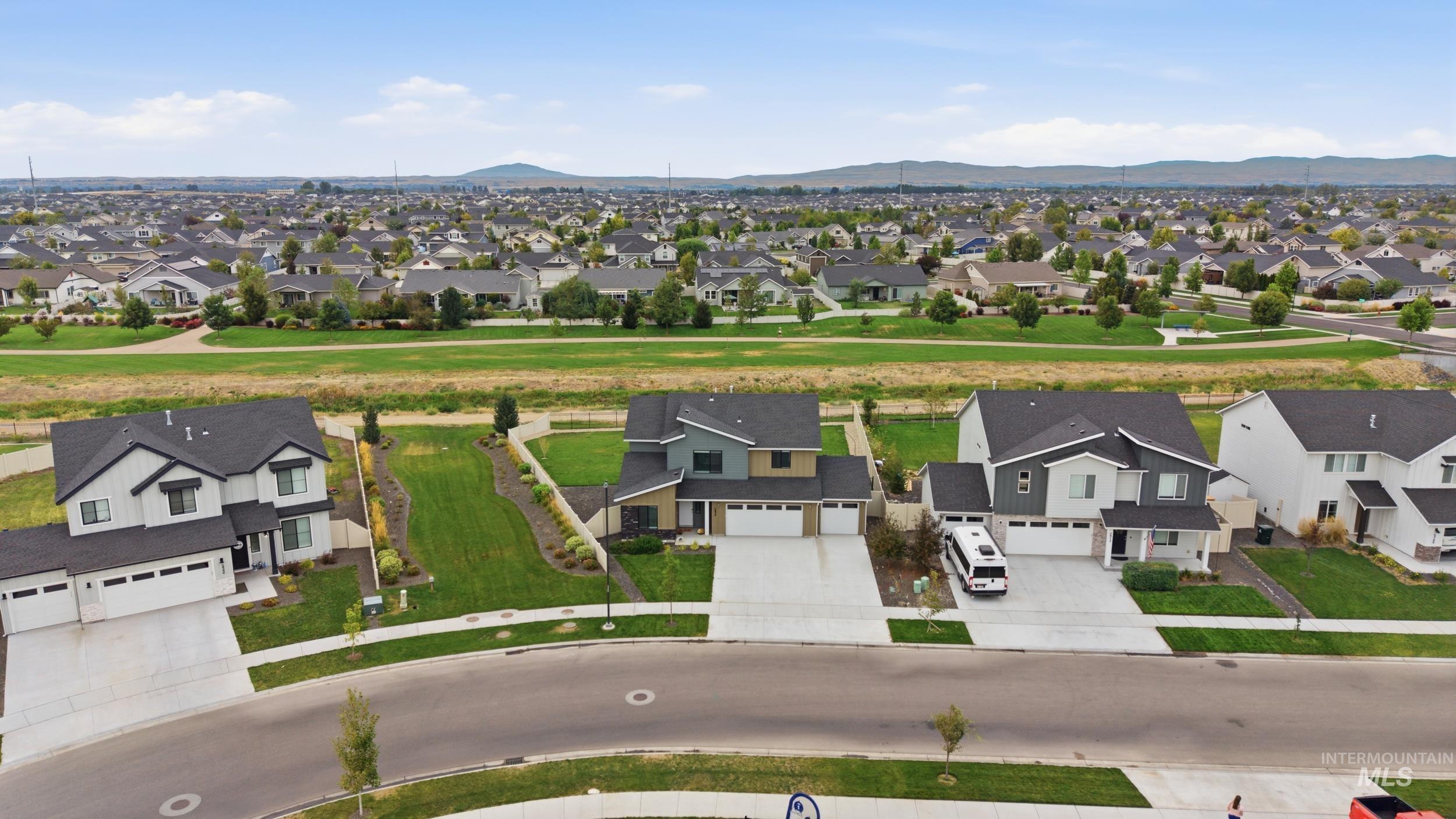 5834 W Aegean Dr, Meridian, Idaho 83646, 4 Bedrooms, 2.5 Bathrooms, Residential For Sale, Price $548,000, 98999112