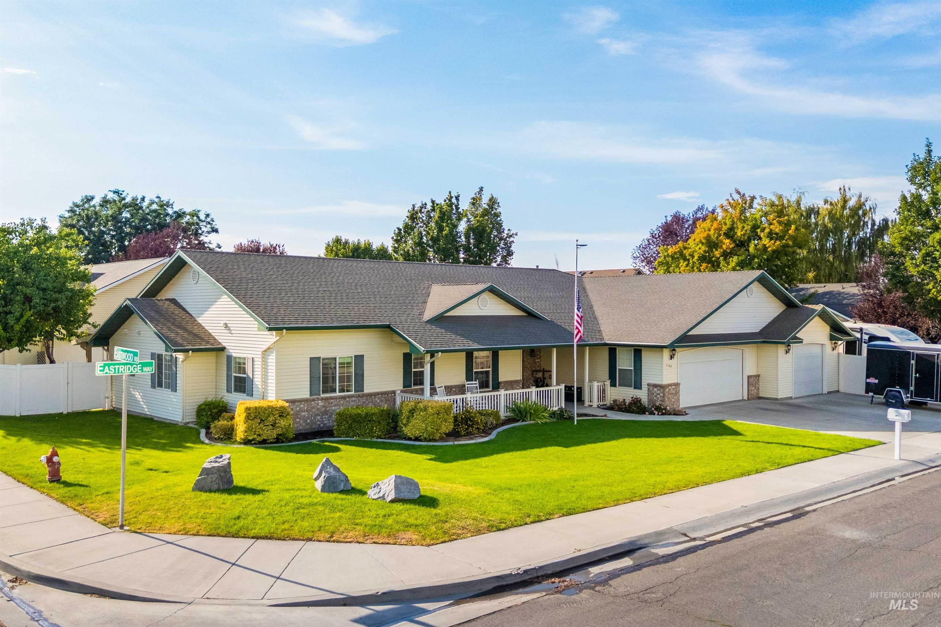 1143 Eastridge Way, Twin Falls, Idaho 83301, 4 Bedrooms, 2.5 Bathrooms, Residential For Sale, Price $565,000, 98999113