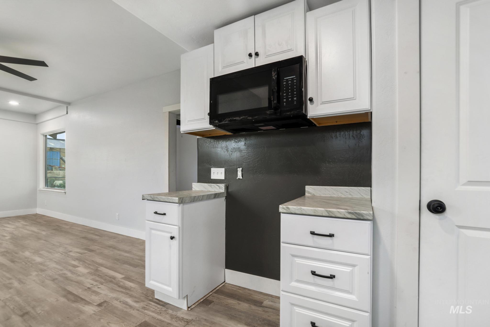 228 8Th Ave S, Buhl, Idaho 83316, 2 Bedrooms, 1 Bathroom, Residential For Sale, Price $250,000,MLS 98999114