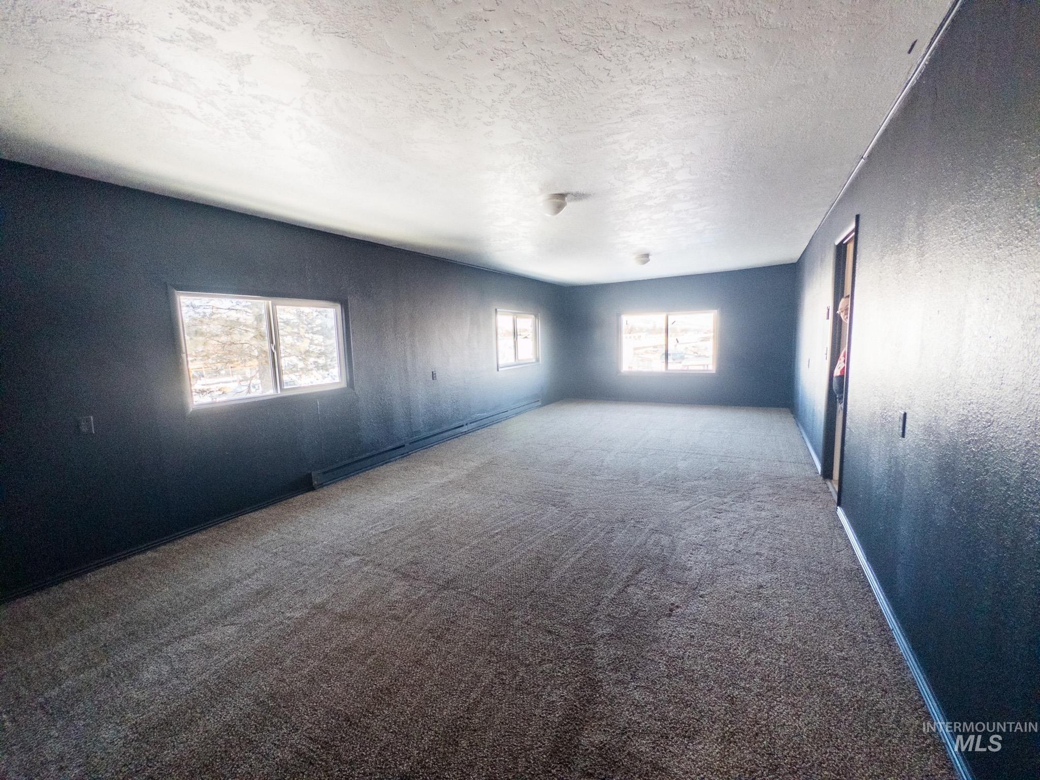 140 S Railroad St, Cambridge, Idaho 83610, 6 Bedrooms, 2 Bathrooms, Residential For Sale, Price $519,000, 98999118