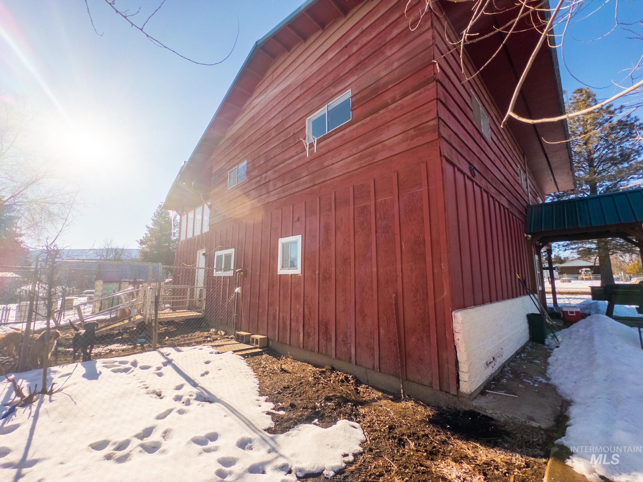 140 S Railroad St, Cambridge, Idaho 83610, 6 Bedrooms, 2 Bathrooms, Residential For Sale, Price $519,000, 98999118