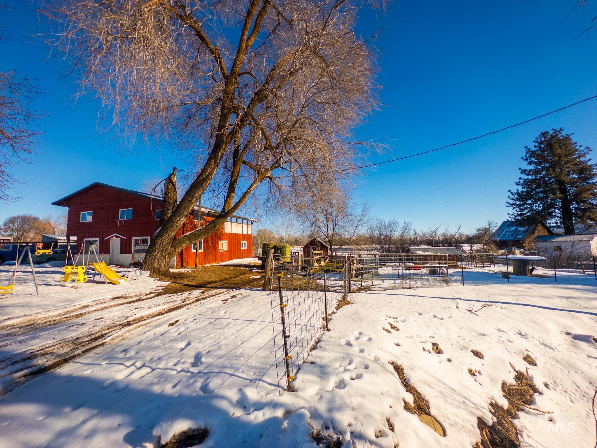 140 S Railroad St, Cambridge, Idaho 83610, 6 Bedrooms, 2 Bathrooms, Residential For Sale, Price $519,000, 98999118