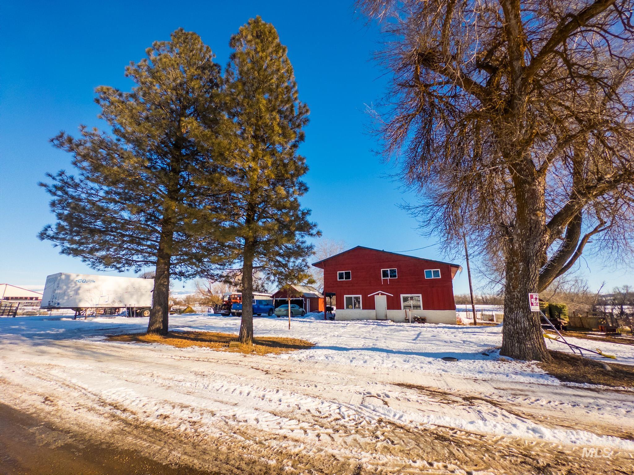 140 S Railroad St, Cambridge, Idaho 83610, 6 Bedrooms, 2 Bathrooms, Residential For Sale, Price $519,000, 98999118