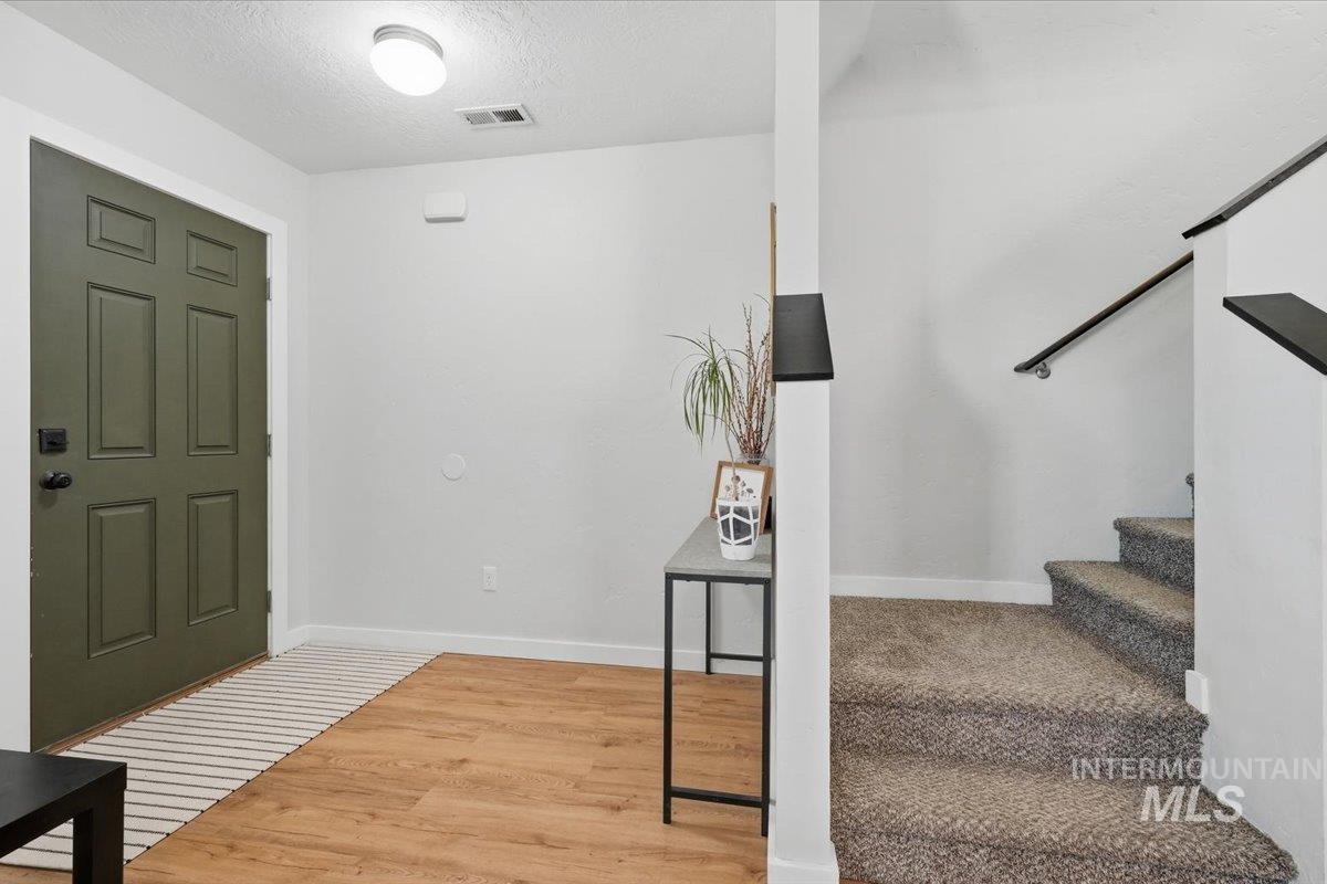 19098 Kenney Way, Caldwell, Idaho 83605, 4 Bedrooms, 2.5 Bathrooms, Residential For Sale, Price $515,000, 98999119