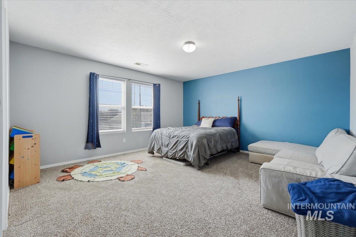 19098 Kenney Way, Caldwell, Idaho 83605, 4 Bedrooms, 2.5 Bathrooms, Residential For Sale, Price $515,000, 98999119