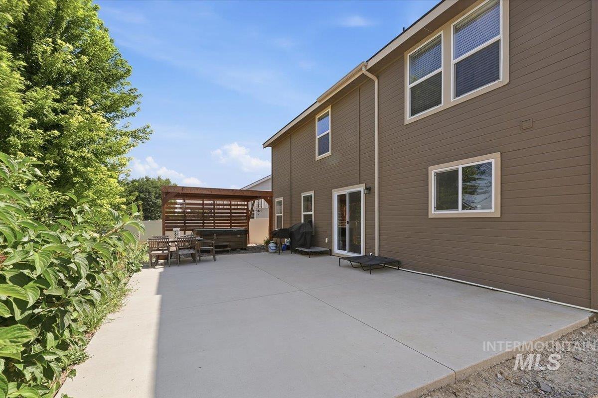 19098 Kenney Way, Caldwell, Idaho 83605, 4 Bedrooms, 2.5 Bathrooms, Residential For Sale, Price $515,000, 98999119