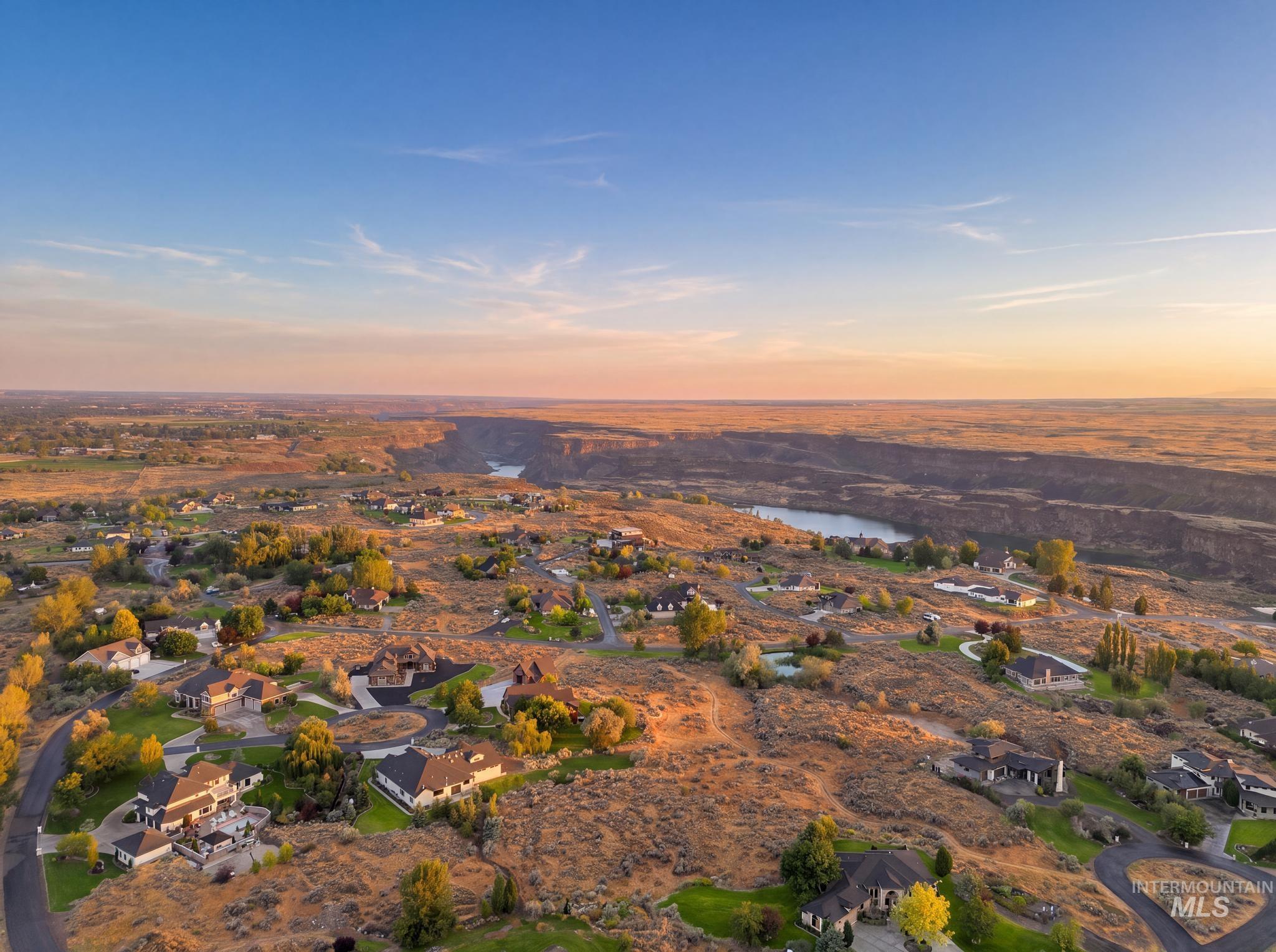 4082 Sage Springs Cir, Kimberly, Idaho 83341, 6 Bedrooms, 5.5 Bathrooms, Residential For Sale, Price $1,625,000, 98999127