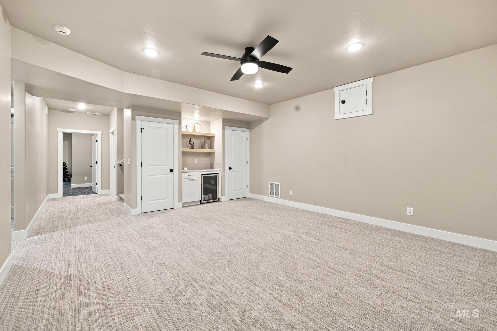 4082 Sage Springs Cir, Kimberly, Idaho 83341, 6 Bedrooms, 5.5 Bathrooms, Residential For Sale, Price $1,625,000, 98999127