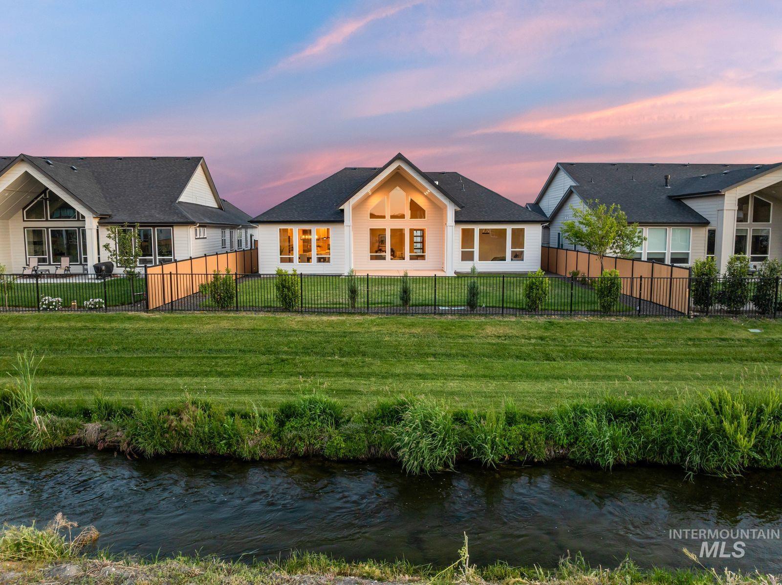 6954 Saddle Bred Way, Star, Idaho 83669, 3 Bedrooms, 3.5 Bathrooms, Residential For Sale, Price $1,026,028,MLS 98999132