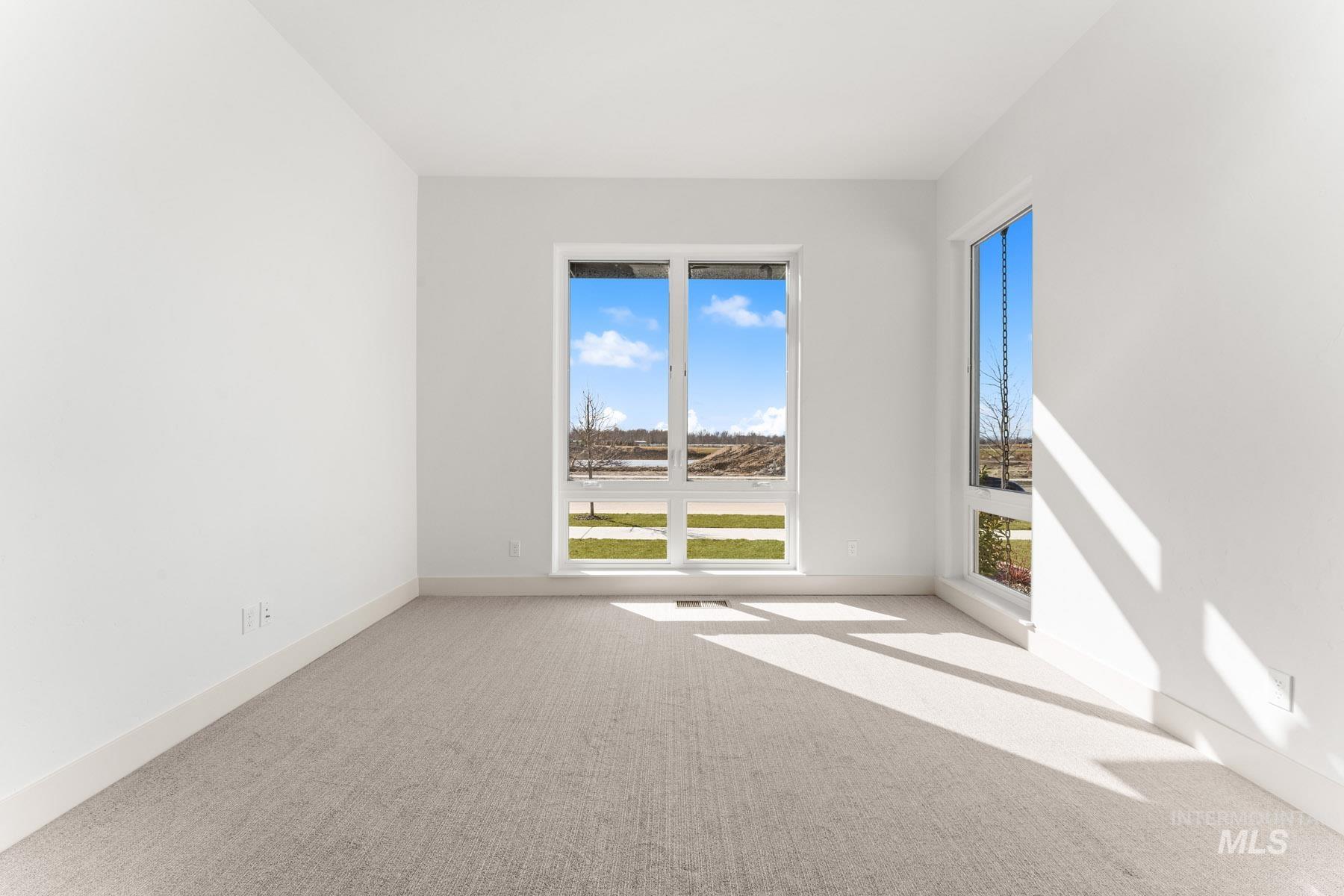 6954 Saddle Bred Way, Star, Idaho 83669, 3 Bedrooms, 3.5 Bathrooms, Residential For Sale, Price $1,026,028,MLS 98999132