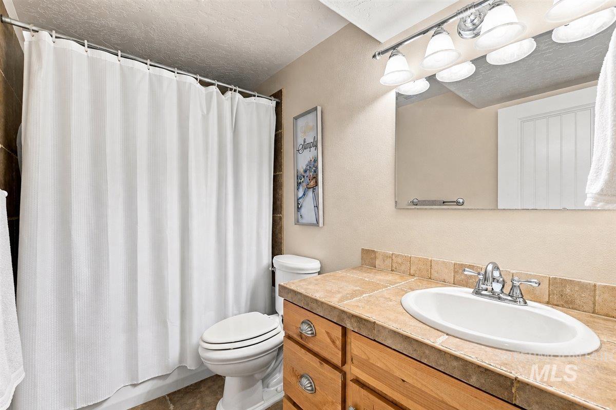 10294 W Prairie Rd, Boise, Idaho 83714, 4 Bedrooms, 3.5 Bathrooms, Residential For Sale, Price $1,150,000,MLS 98999135