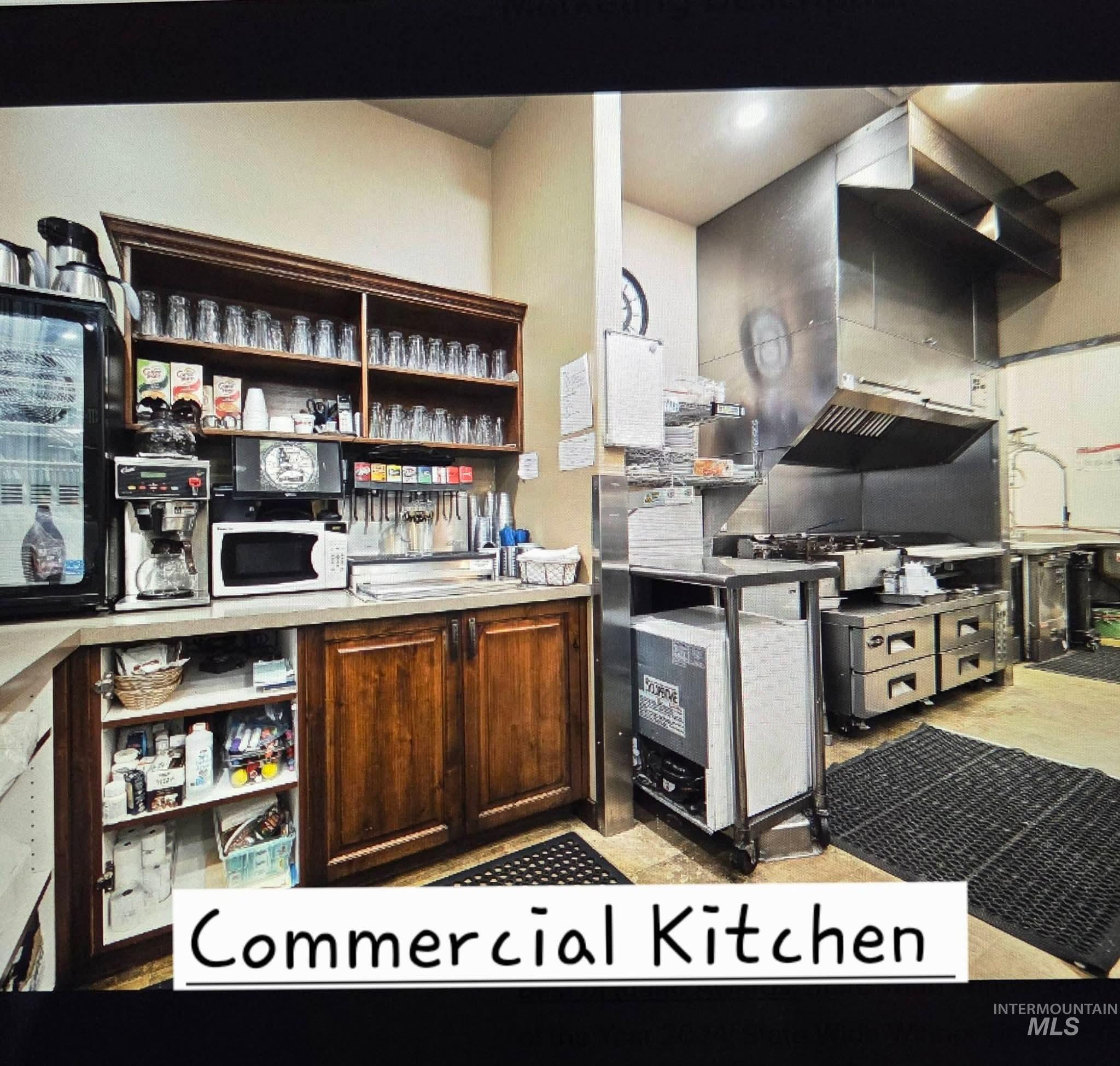 4035 N 2300 E, Filer, Idaho 83301, Business/Commercial For Sale, Price $1,500,000, 98999136