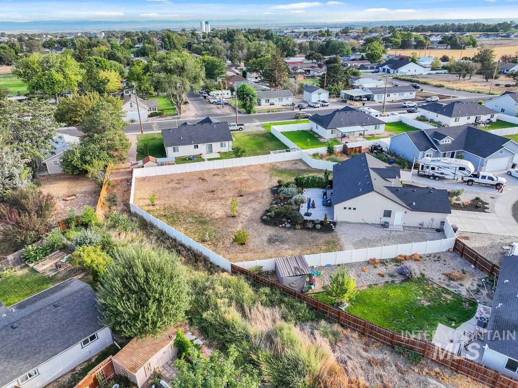 1486 Summer Springs, Buhl, Idaho 83316, 3 Bedrooms, 2 Bathrooms, Residential For Sale, Price $348,000, 98999137