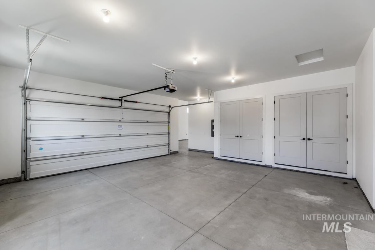 545 Midpoint Ave, Middleton, Idaho 83644, 3 Bedrooms, 3.5 Bathrooms, Residential For Sale, Price $1,350,000, 98999140