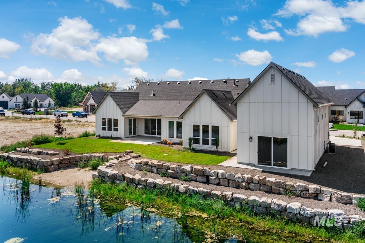 545 Midpoint Ave, Middleton, Idaho 83644, 3 Bedrooms, 3.5 Bathrooms, Residential For Sale, Price $1,350,000, 98999140