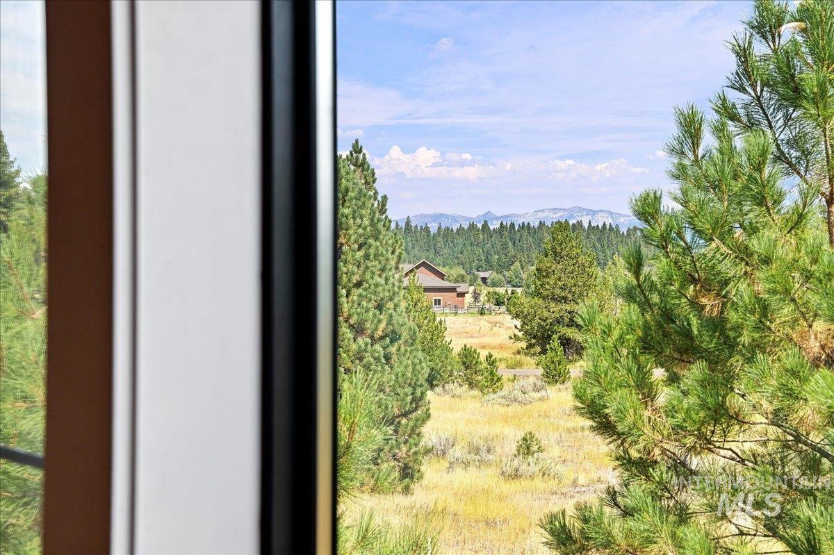 12 Cassia Ct, McCall, Idaho 83638, 4 Bedrooms, 3 Bathrooms, Residential For Sale, Price $1,200,000,MLS 98999141