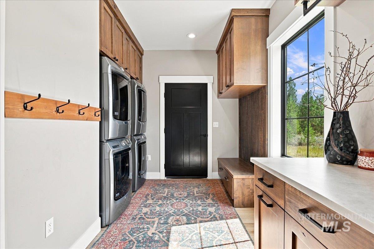 12 Cassia Ct, McCall, Idaho 83638, 4 Bedrooms, 3 Bathrooms, Residential For Sale, Price $1,200,000,MLS 98999141