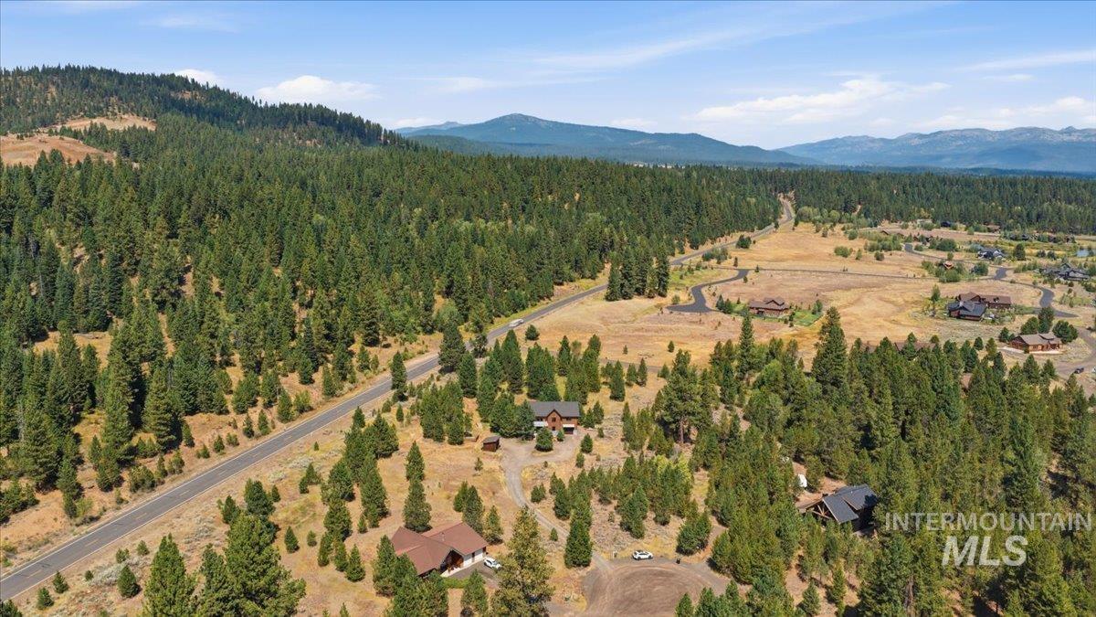 12 Cassia Ct, McCall, Idaho 83638, 4 Bedrooms, 3 Bathrooms, Residential For Sale, Price $1,200,000,MLS 98999141