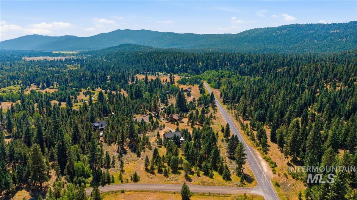 12 Cassia Ct, McCall, Idaho 83638, 4 Bedrooms, 3 Bathrooms, Residential For Sale, Price $1,200,000,MLS 98999141