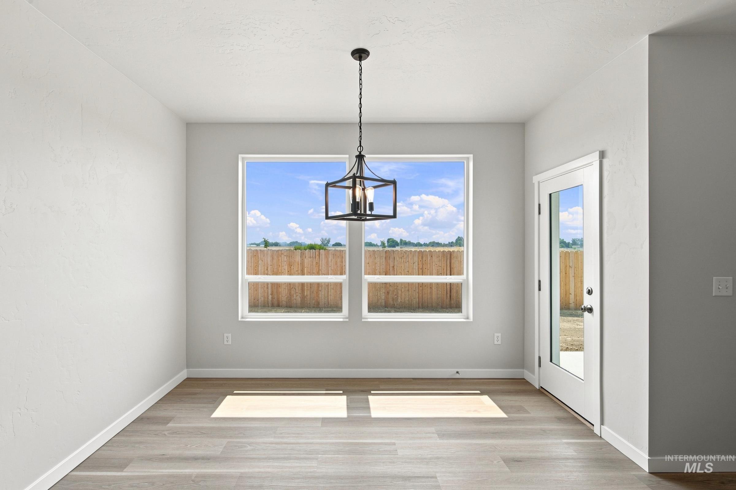 460 Aplomado Ct, Middleton, Idaho 83644, 4 Bedrooms, 2.5 Bathrooms, Residential For Sale, Price $534,990,MLS 98999164