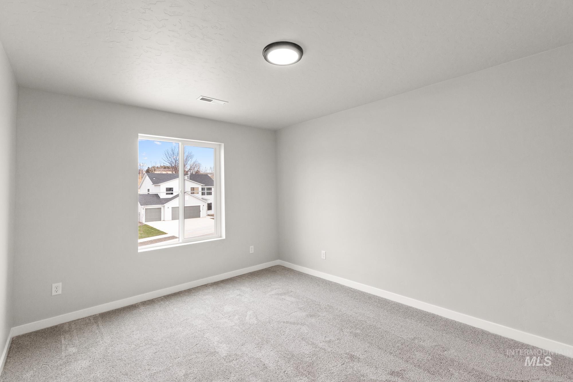 1727 Gyrfalcon St, Middleton, Idaho 83644, 5 Bedrooms, 3 Bathrooms, Residential For Sale, Price $519,990,MLS 98999167