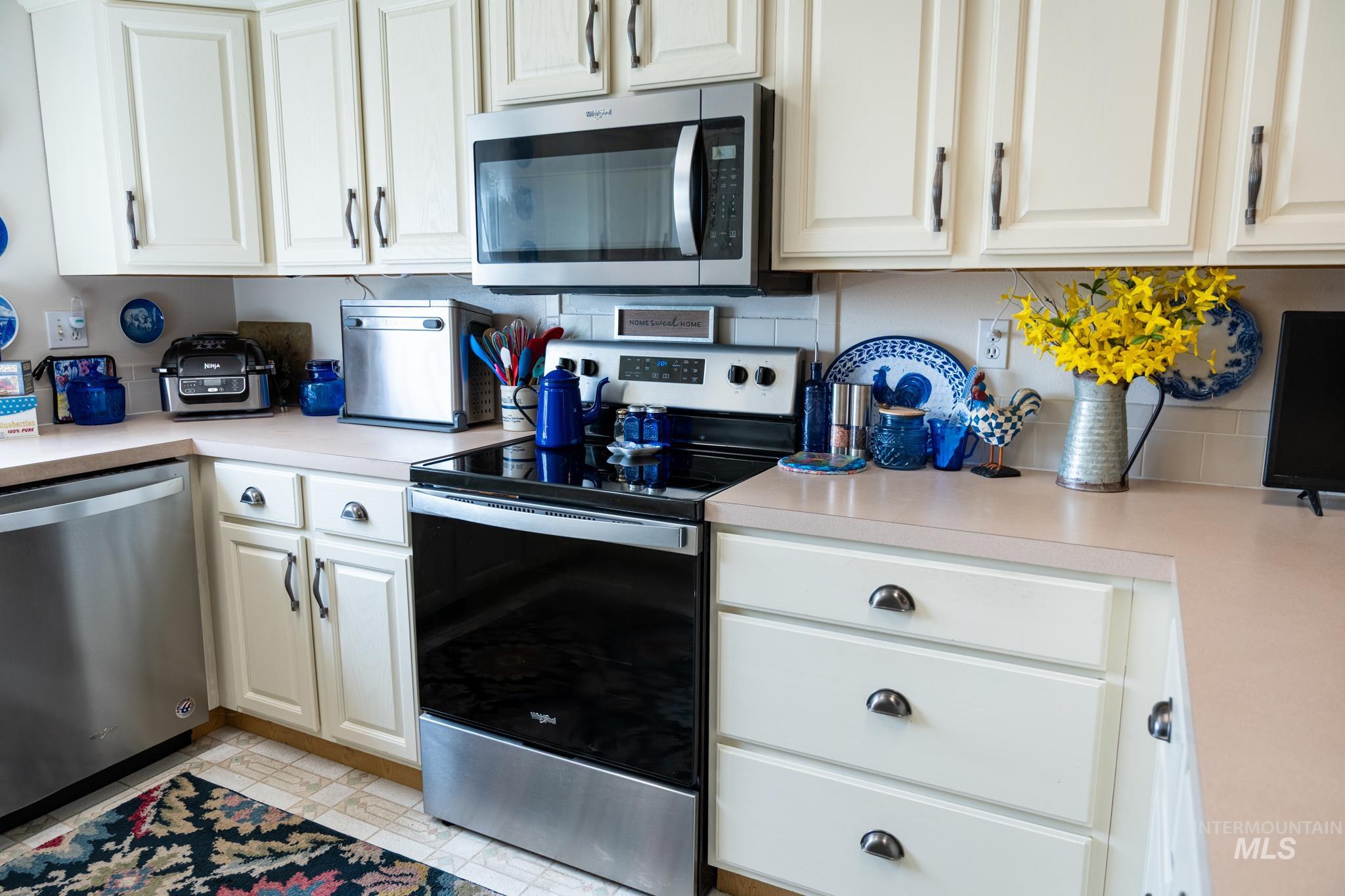 1861 Arcata Way, Ontario, Oregon 97914, 2 Bedrooms, 2 Bathrooms, Residential For Sale, Price $279,000, 98999172