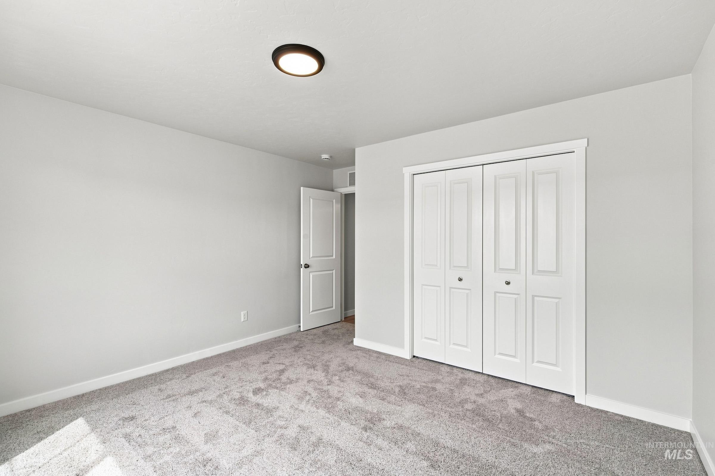 252 N Tideberry Ave, Kuna, Idaho 83634, 4 Bedrooms, 2 Bathrooms, Residential For Sale, Price $454,990,MLS 98999174