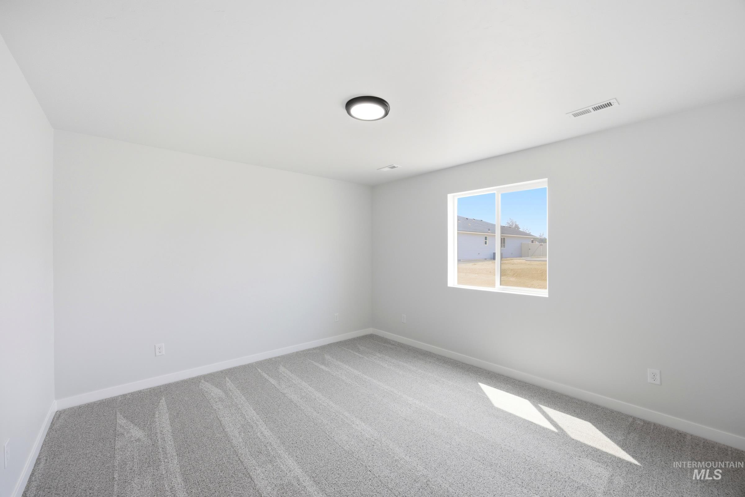 172 N Tideberry Ave, Kuna, Idaho 83634, 3 Bedrooms, 2 Bathrooms, Residential For Sale, Price $409,990, 98999176