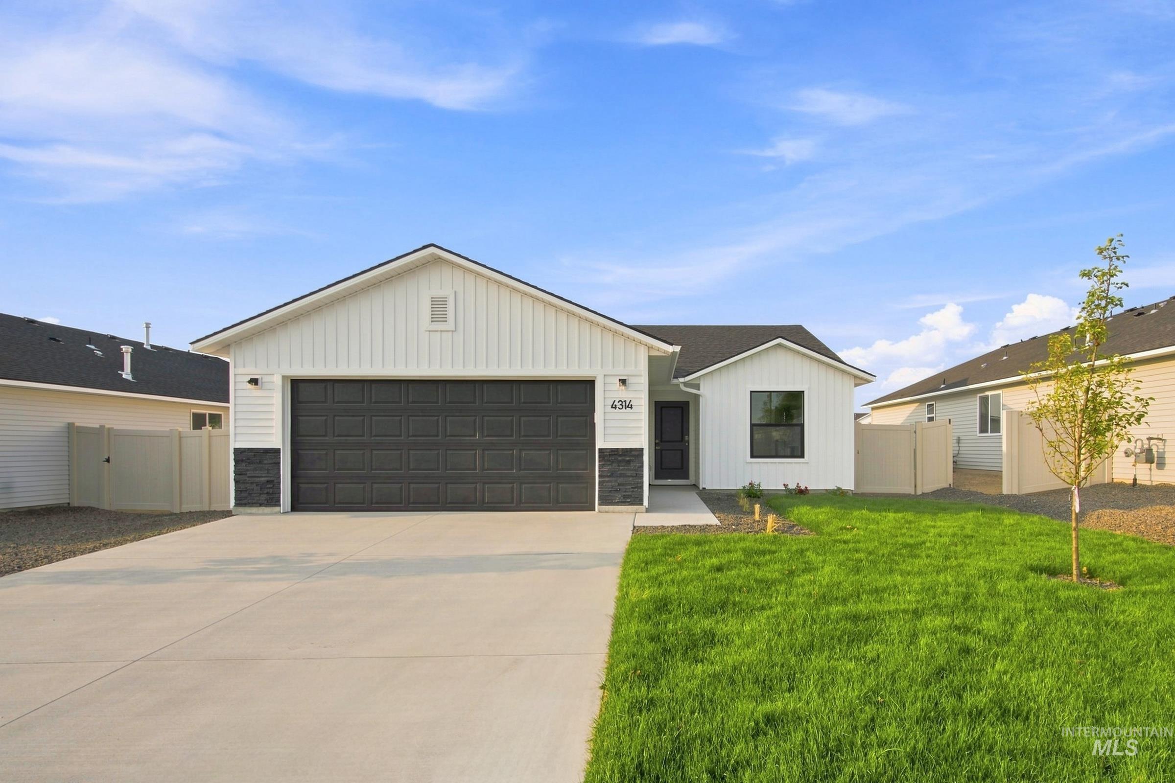 4314 Lamar St, Caldwell, Idaho 83605, 3 Bedrooms, 2 Bathrooms, Residential For Sale, Price $394,990, 98999177