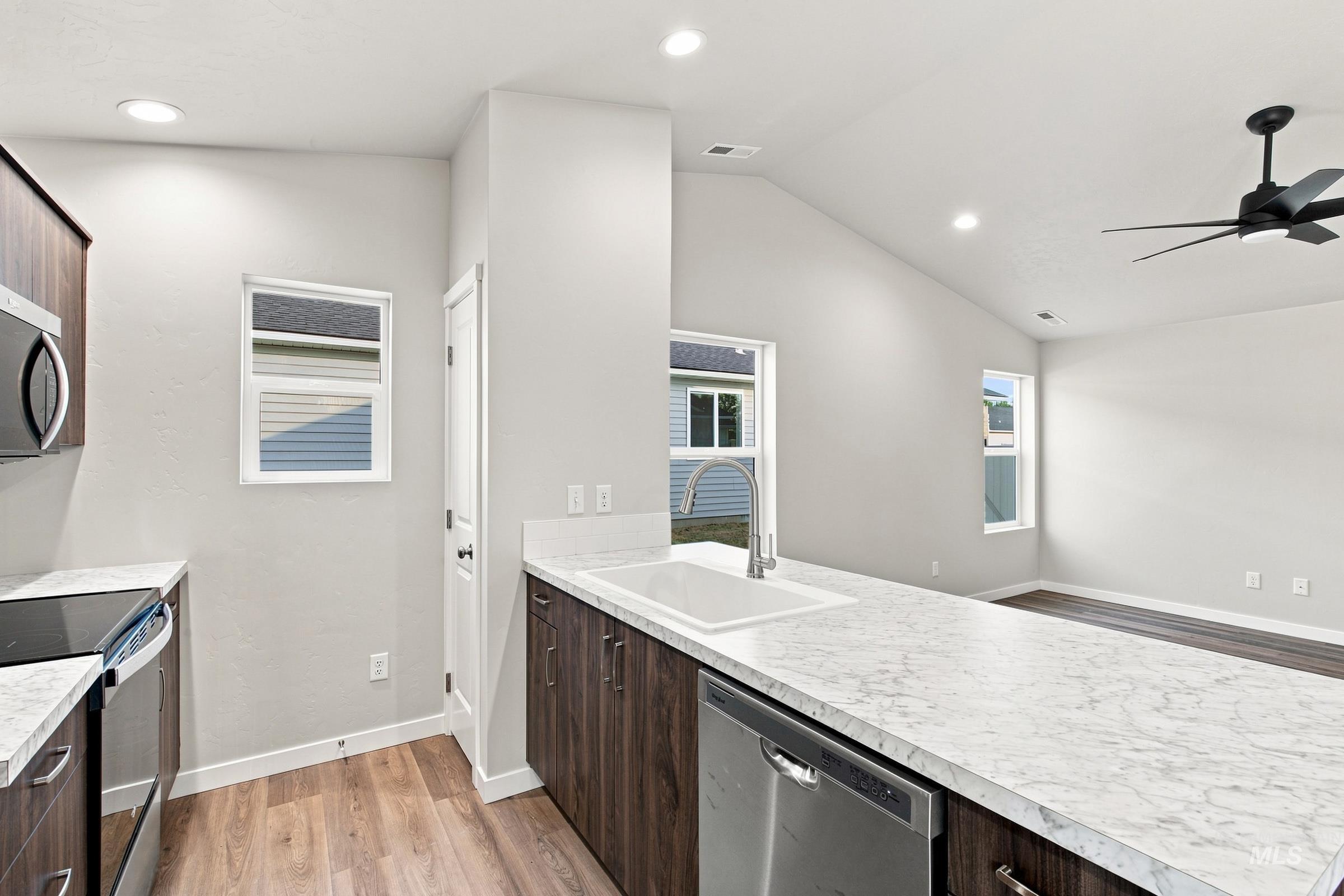 4314 Lamar St, Caldwell, Idaho 83605, 3 Bedrooms, 2 Bathrooms, Residential For Sale, Price $394,990, 98999177