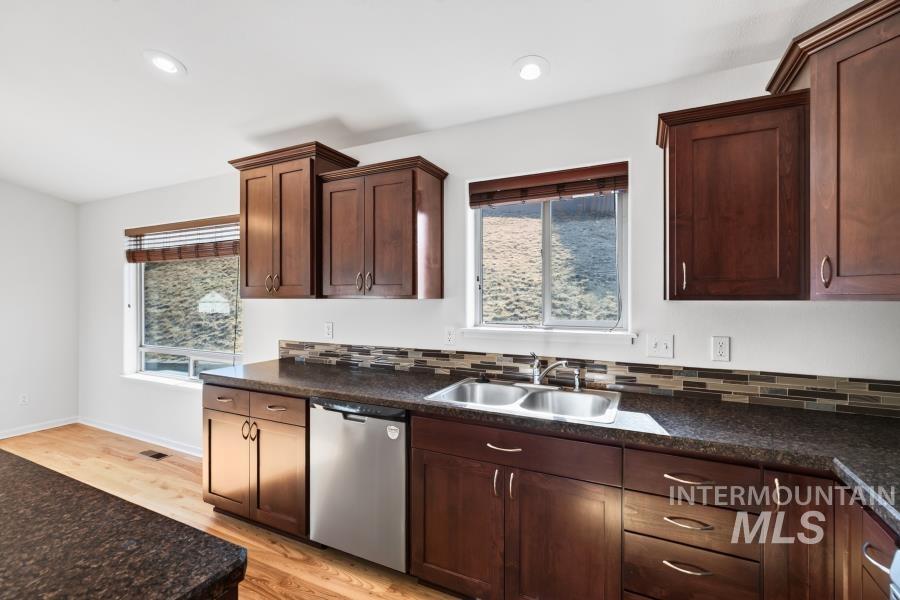 2621 Granville St., Moscow, Idaho 83843, 3 Bedrooms, 2.5 Bathrooms, Residential For Sale, Price $535,000, 98999183