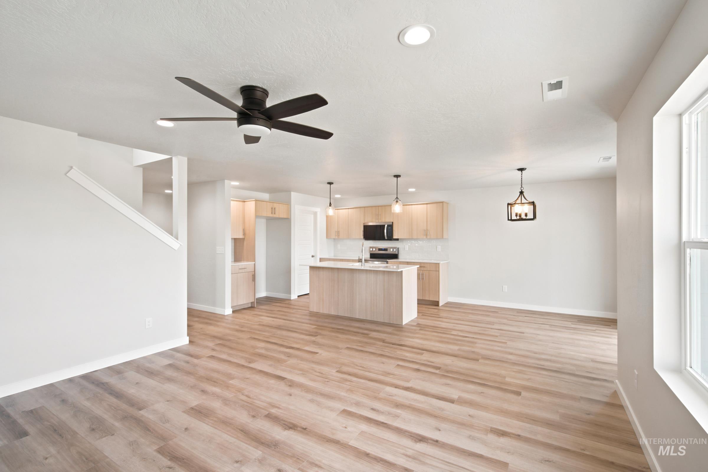1437 W Braden Dr, Meridian, Idaho 83642, 3 Bedrooms, 2.5 Bathrooms, Residential For Sale, Price $478,990, 98999187