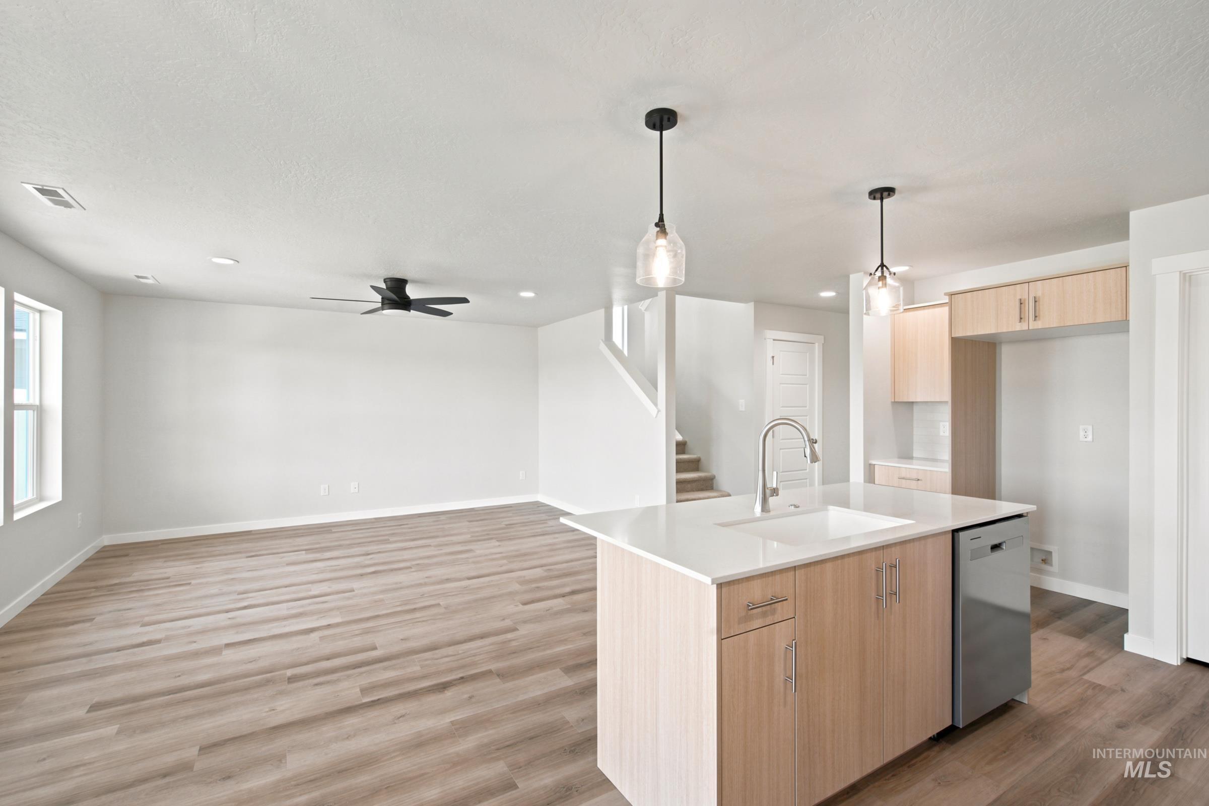 1437 W Braden Dr, Meridian, Idaho 83642, 3 Bedrooms, 2.5 Bathrooms, Residential For Sale, Price $478,990, 98999187