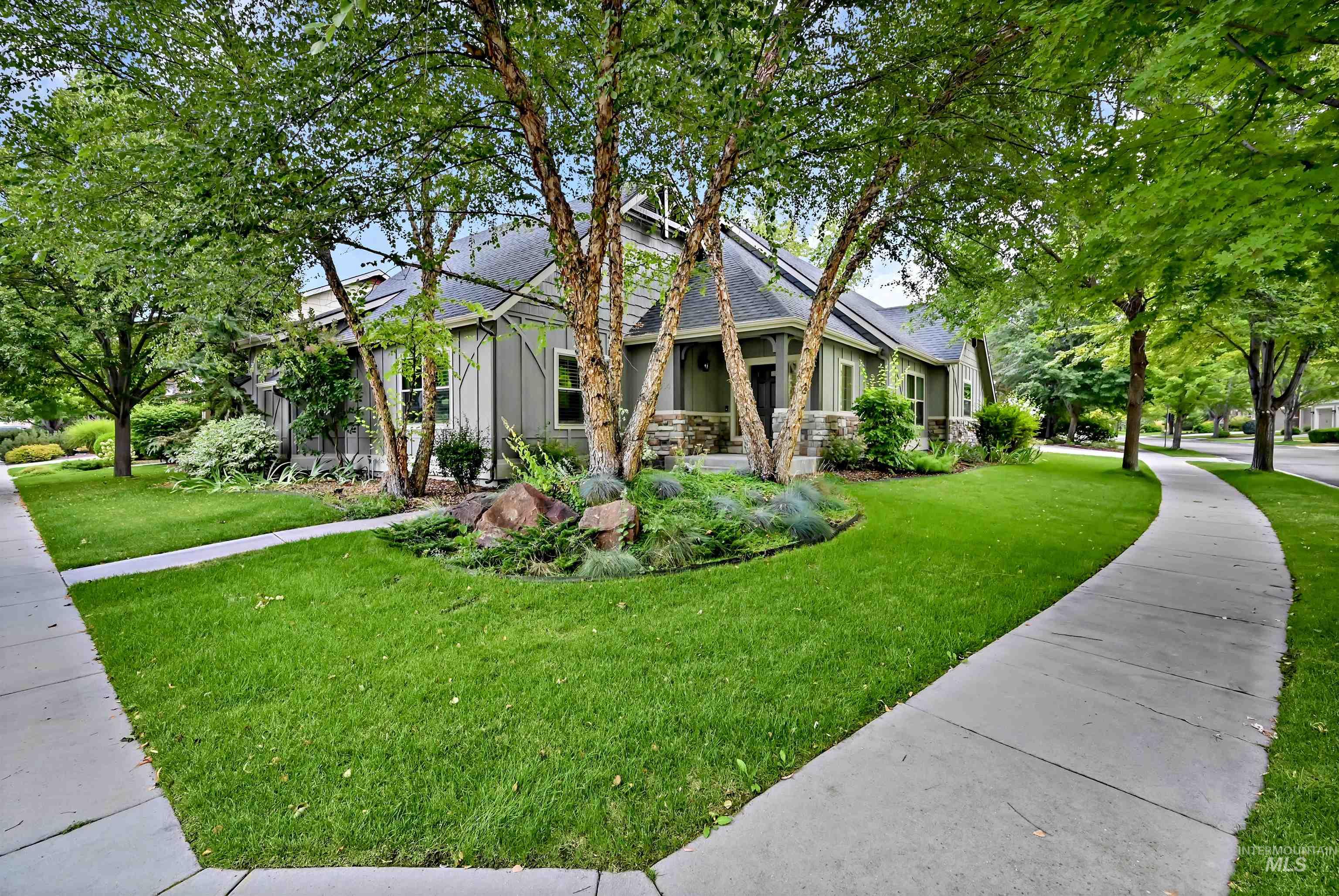 12804 N 11th Ave, Boise, Idaho 83714, 3 Bedrooms, 3 Bathrooms, Residential For Sale, Price $729,000,MLS 98999189