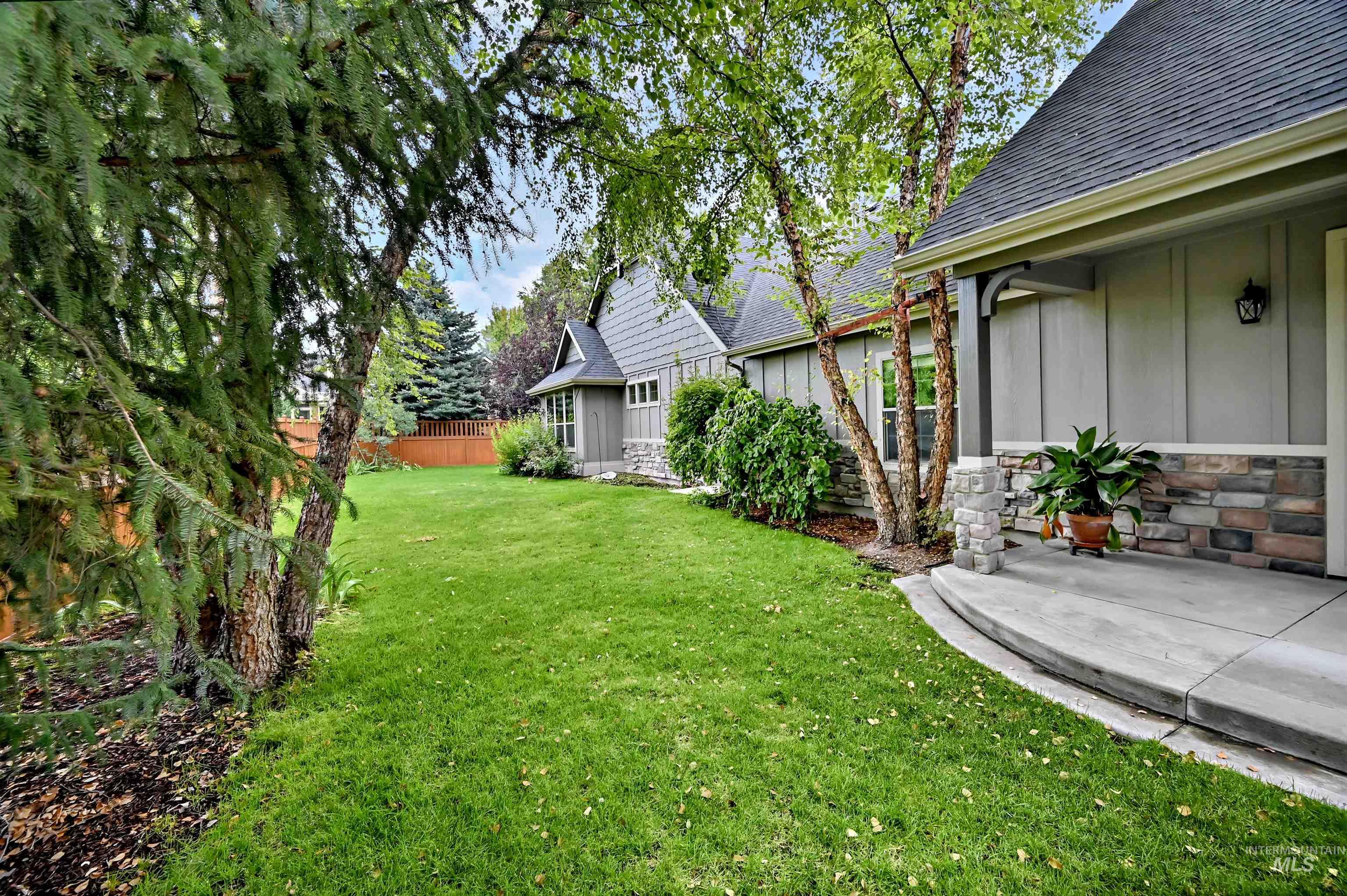 12804 N 11th Ave, Boise, Idaho 83714, 3 Bedrooms, 3 Bathrooms, Residential For Sale, Price $729,000,MLS 98999189