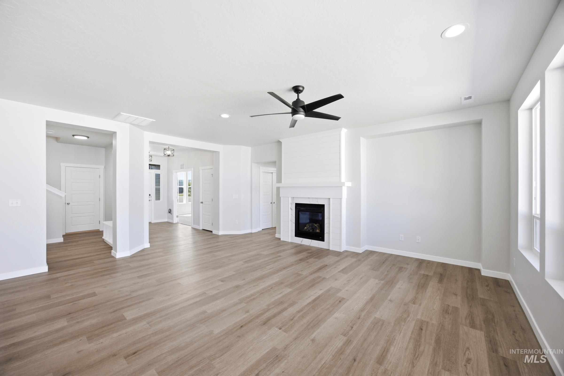 5098 S Bleachfield Ave, Meridian, Idaho 83642, 4 Bedrooms, 2 Bathrooms, Residential For Sale, Price $662,990, 98999190