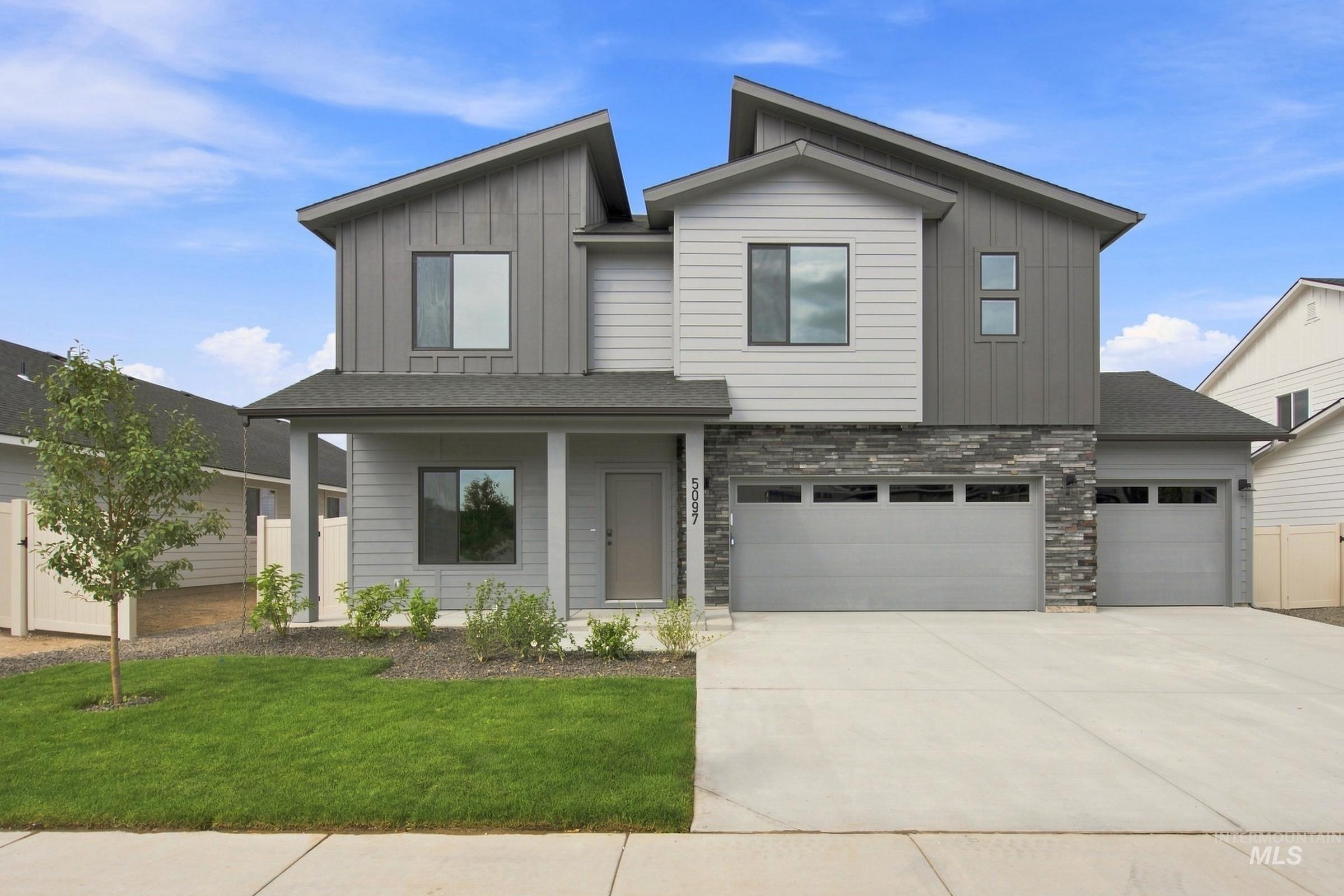 5097 S Bleachfield Ave, Meridian, Idaho 83642, 5 Bedrooms, 3 Bathrooms, Residential For Sale, Price $626,990,MLS 98999193