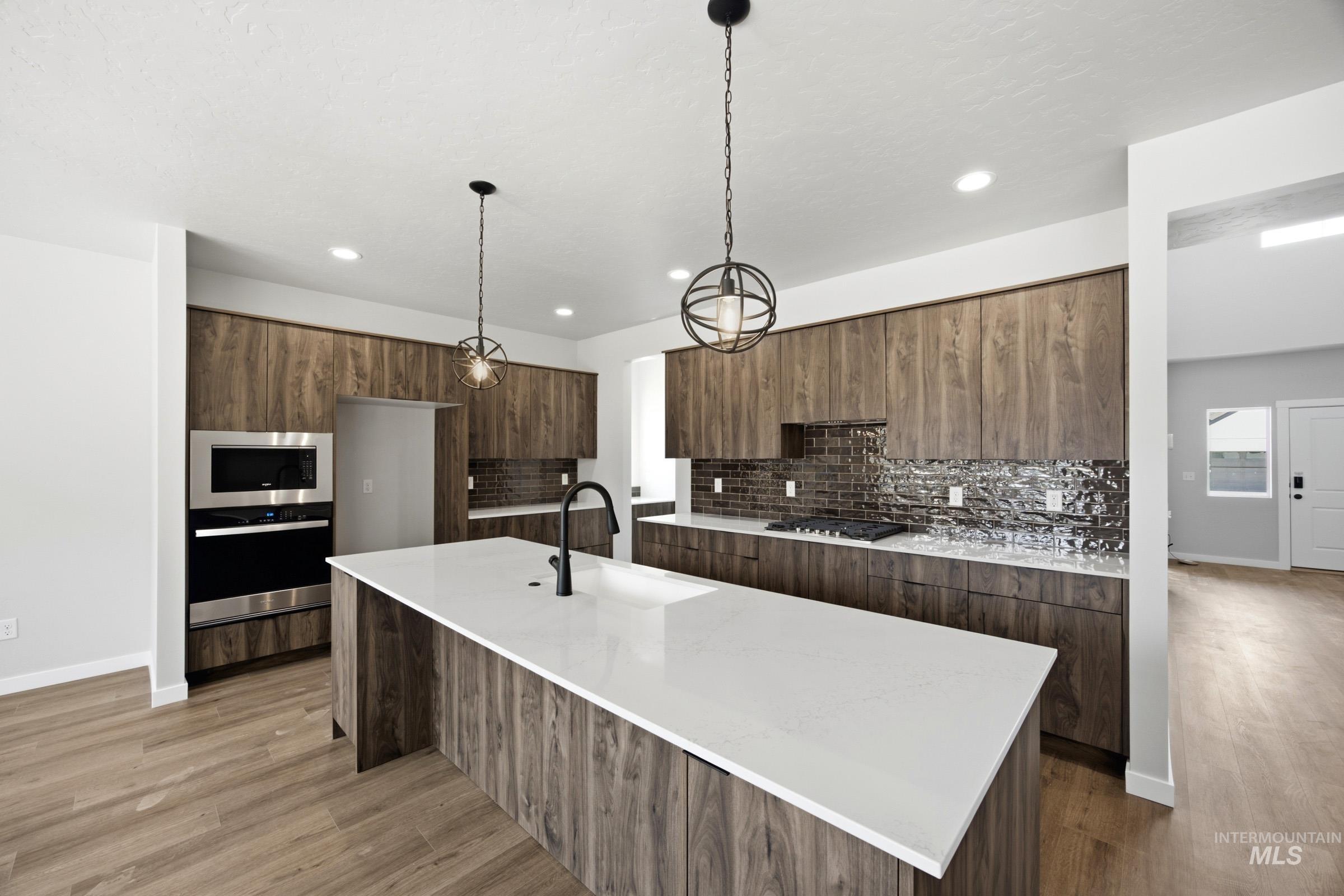 5164 S Bleachfield Ave, Meridian, Idaho 83642, 4 Bedrooms, 3.5 Bathrooms, Residential For Sale, Price $816,990,MLS 98999196
